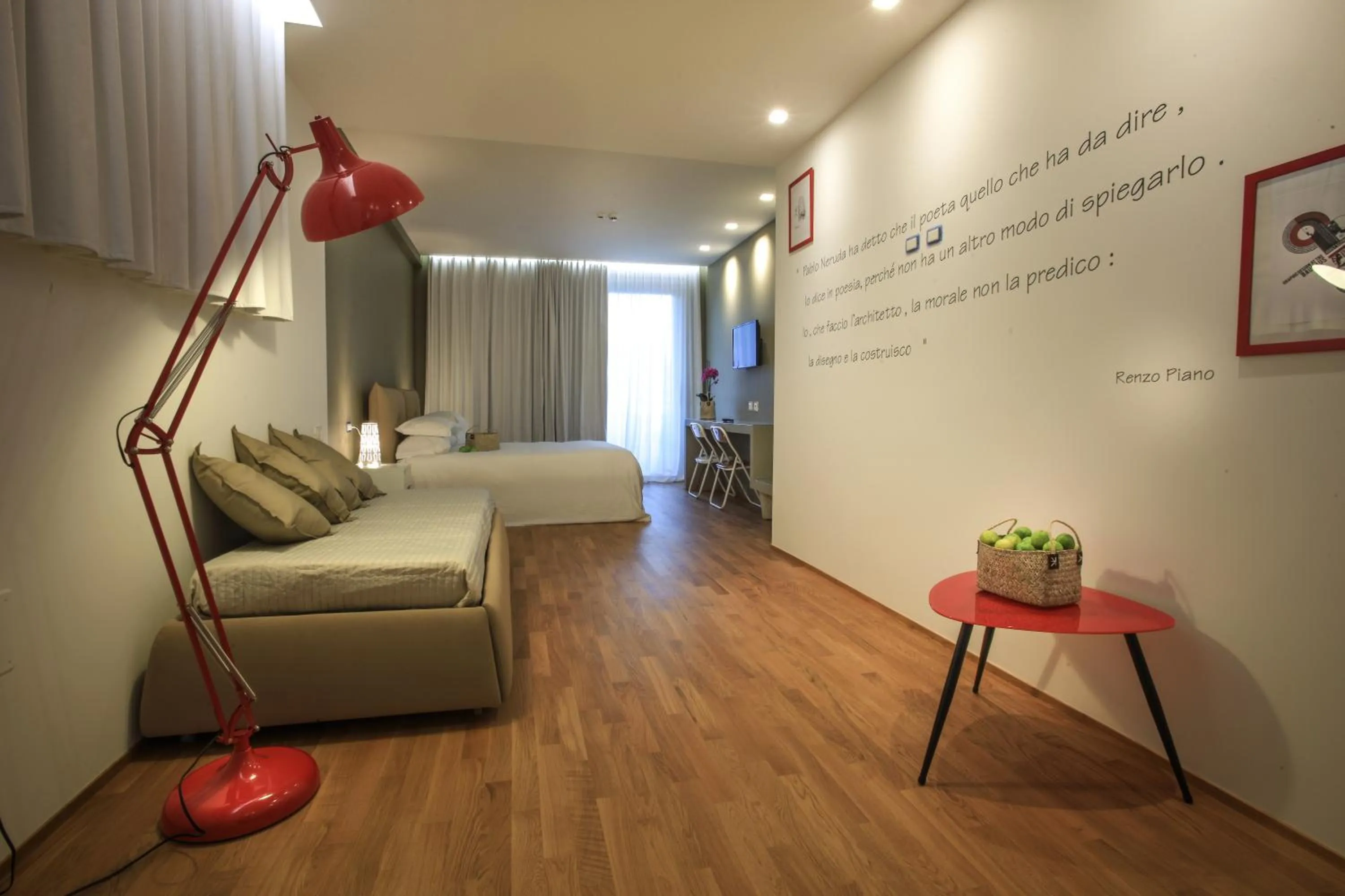 Photo of the whole room, Bed in Copacabana Hotel Design