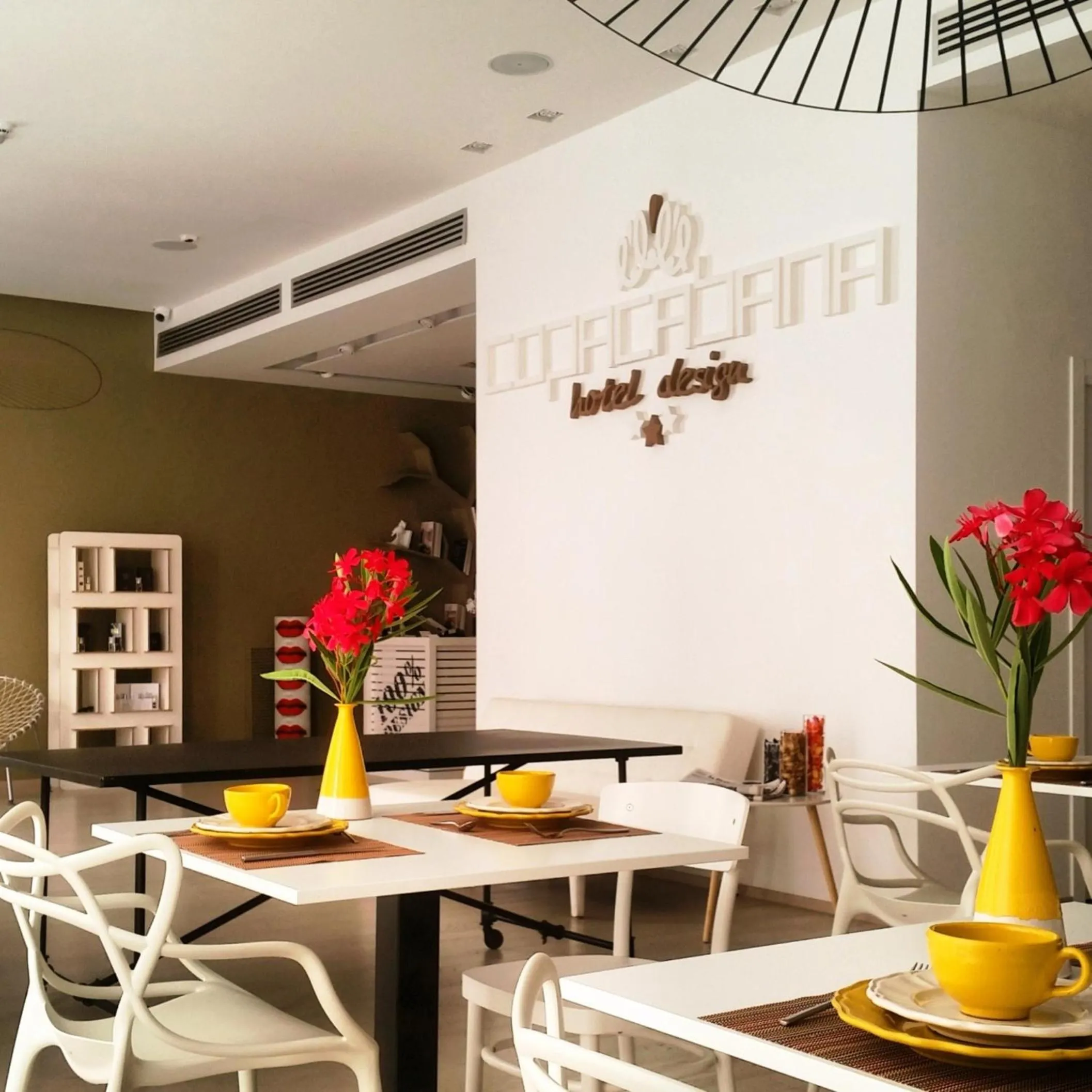 Communal lounge/ TV room in Copacabana Hotel Design