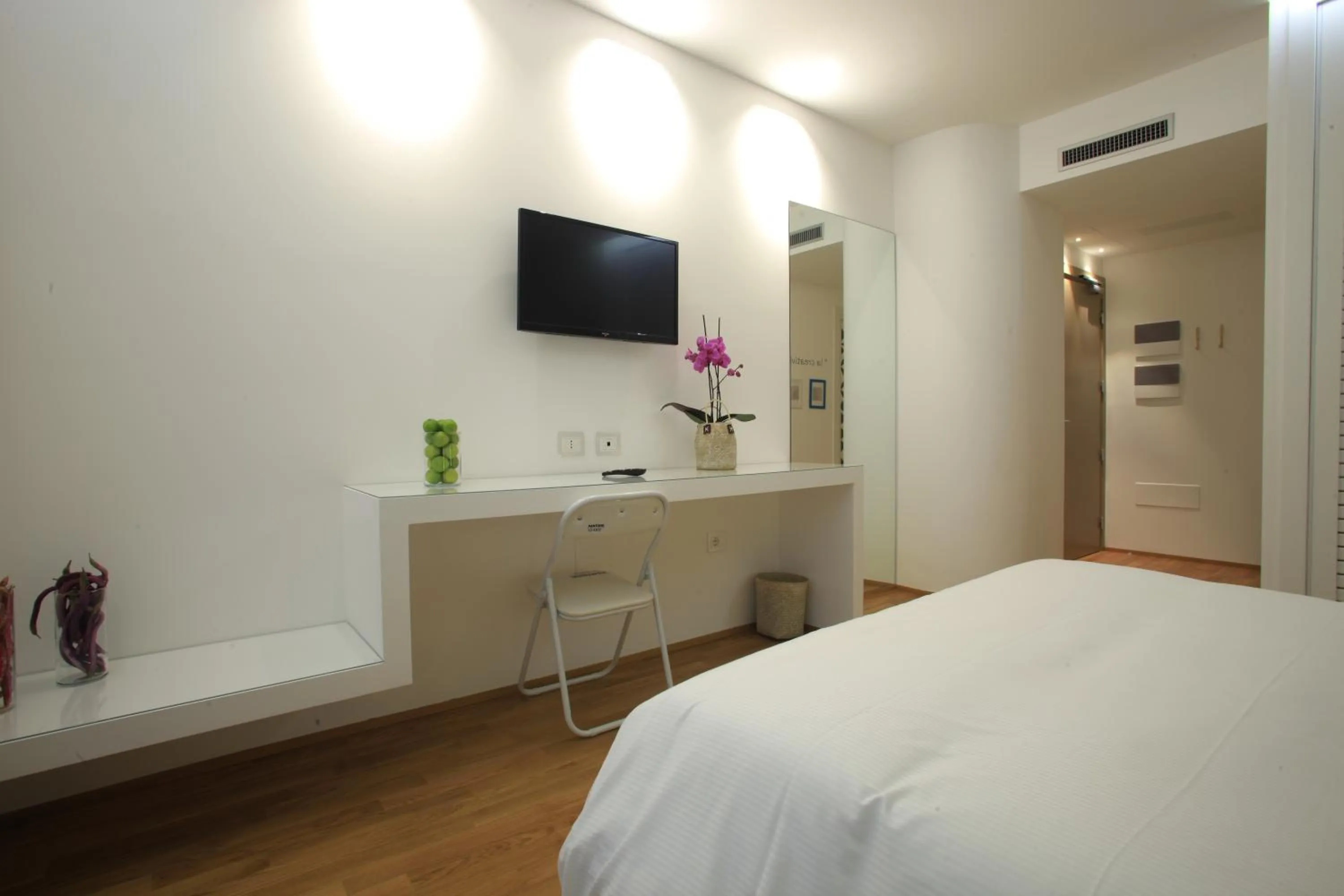 Bedroom, Bed in Copacabana Hotel Design