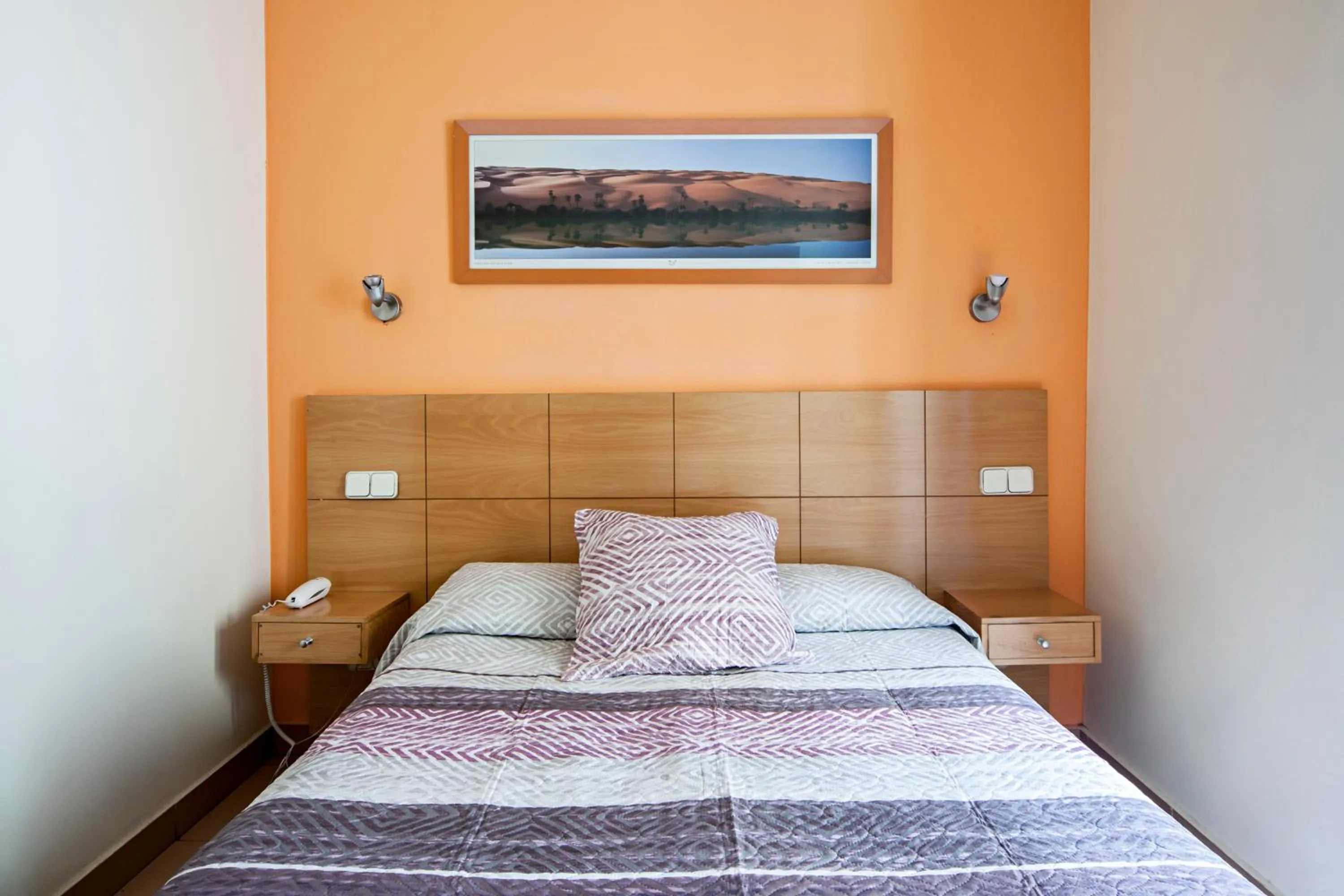 Bedroom, Bed in Hostal Inter Puerta del Sol AUTO CHECK IN