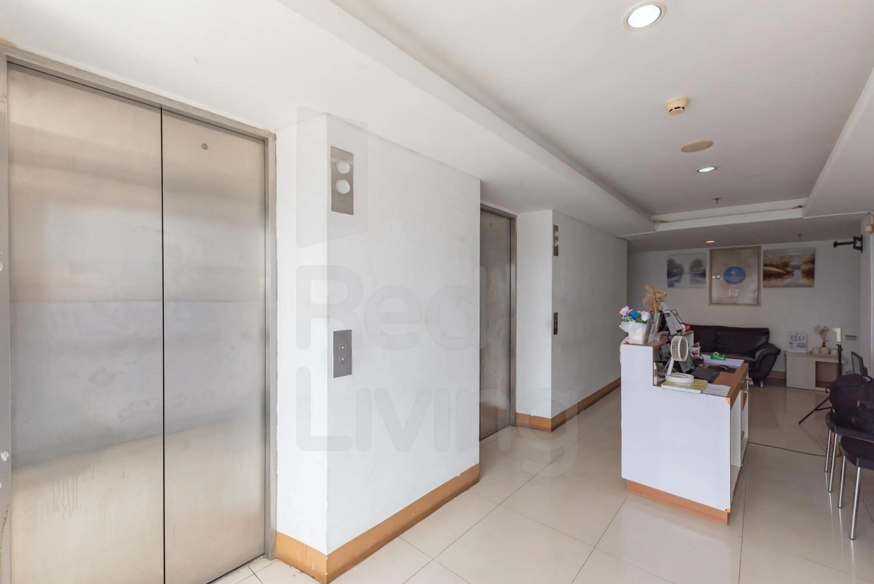 Lobby or reception in RedLiving Apartemen Star Semarang - Sky Tower Lantai 22