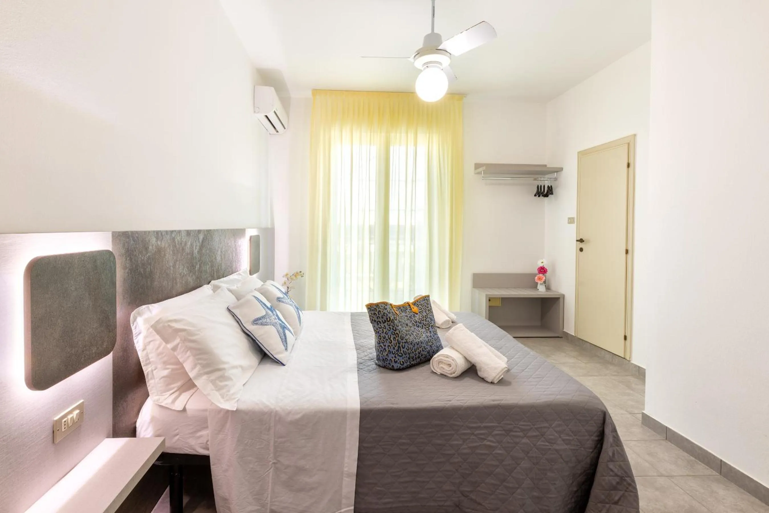 Bed in Hotel Condor-New 2024-Con Piscina