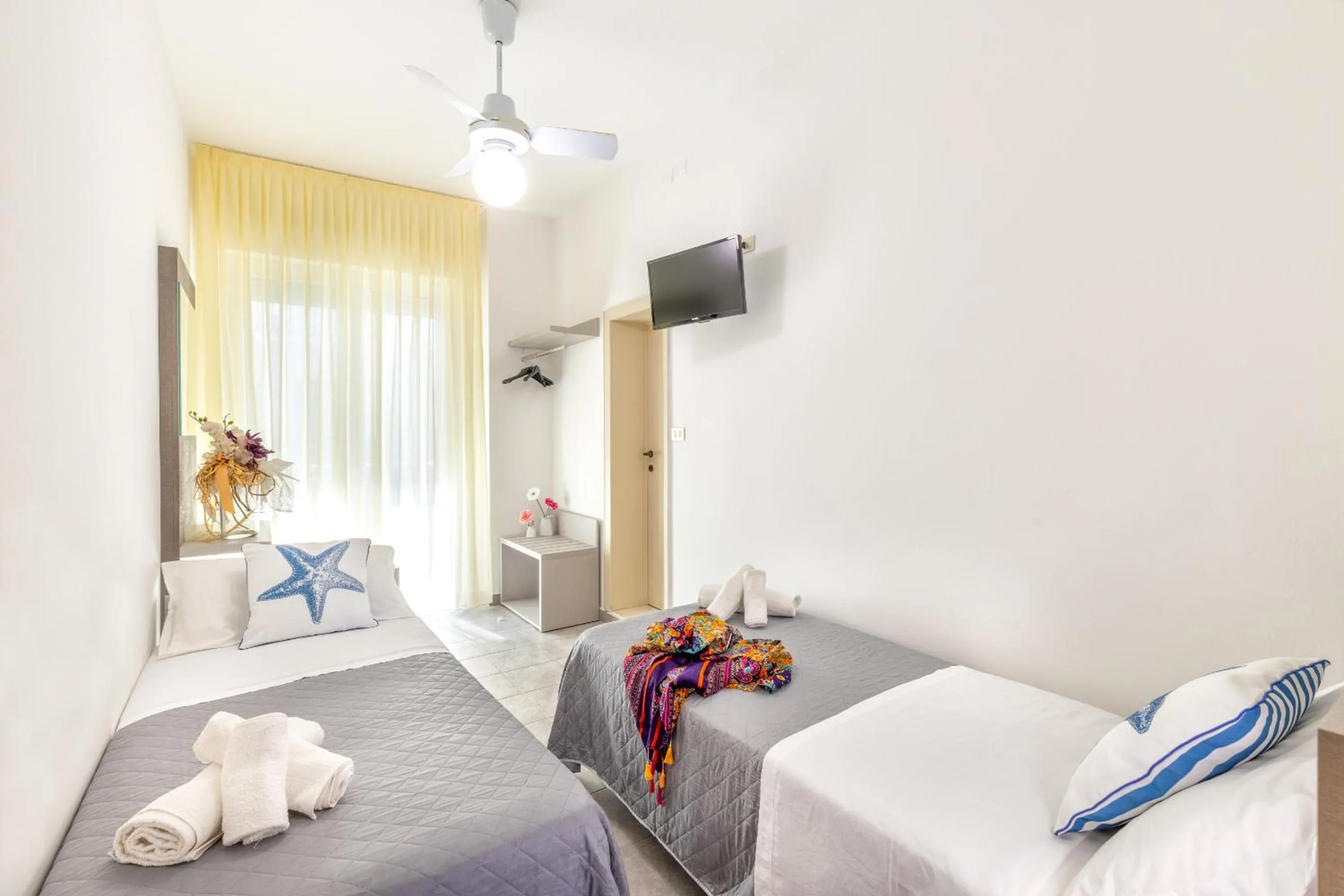 Bed in Hotel Condor-New 2024-Con Piscina