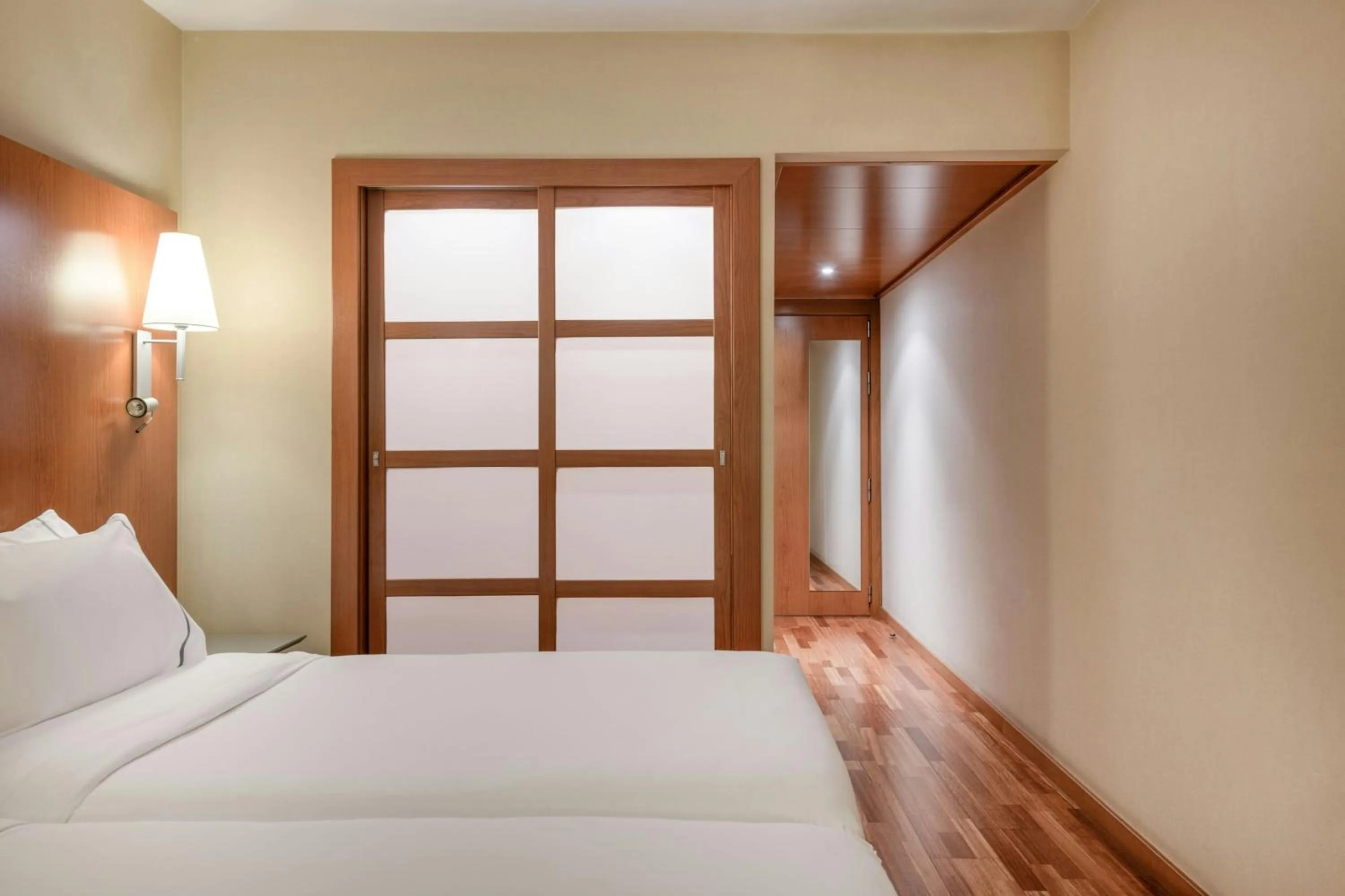 Photo of the whole room, Bed in AC Hotel Palencia by Marriott