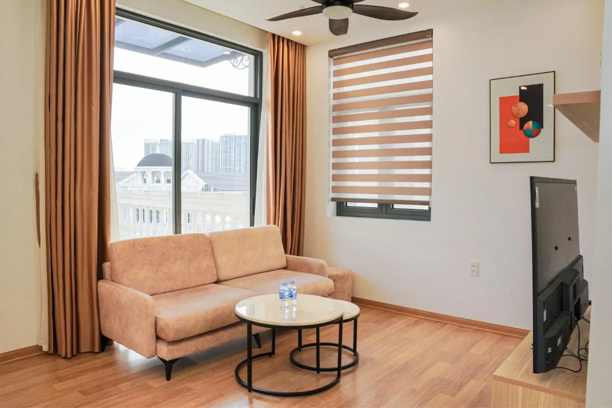 Family Suite with Balcony in Merci Vinhomes Marina Hai Phong Family Suite with Balcony in Merci Vinhomes Marina Hai Phong