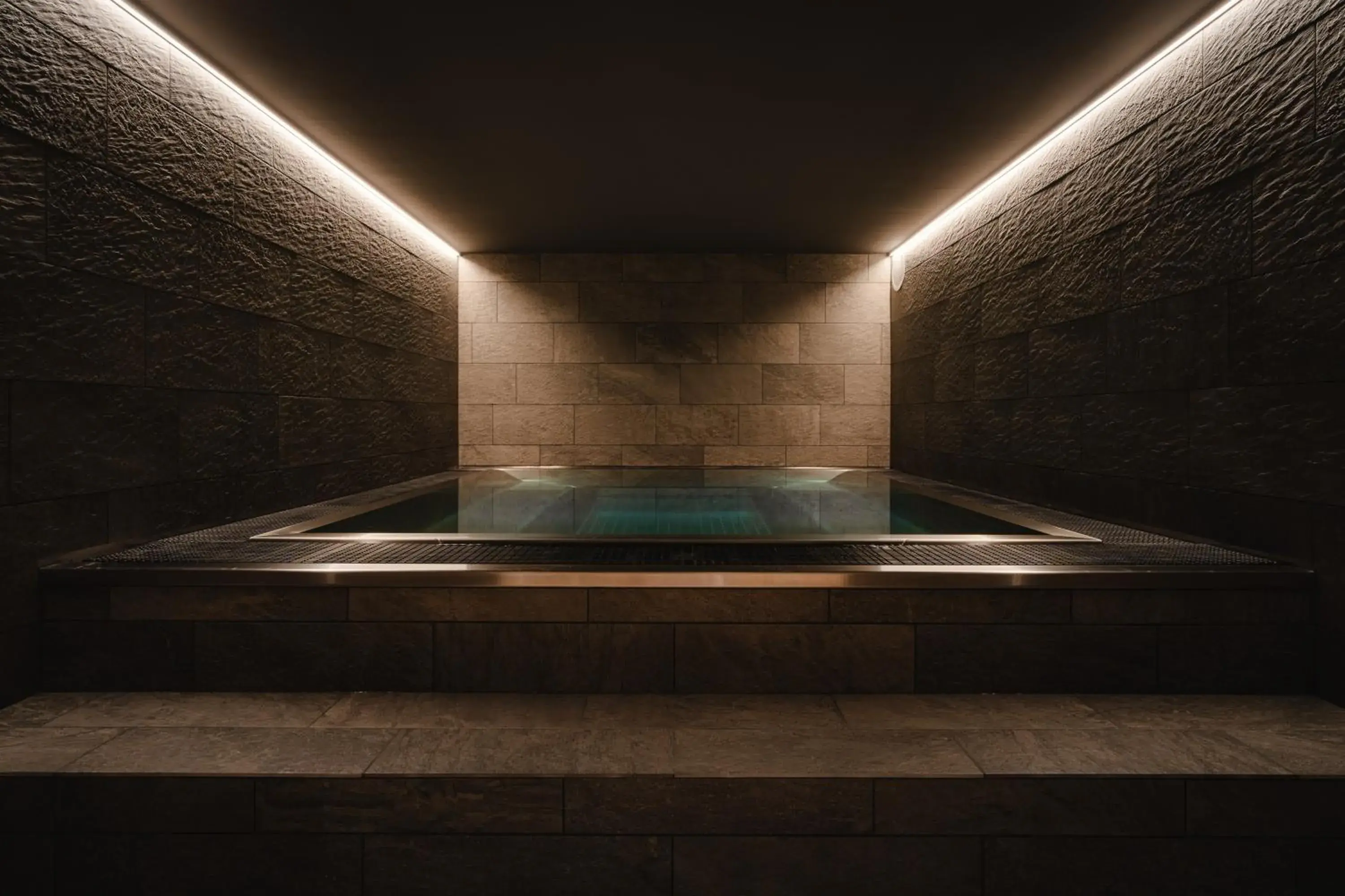 Spa and wellness centre/facilities in Enter St Elisabeth Suites & Spa Spa and wellness centre/facilities in Enter St Elisabeth Suites & Spa