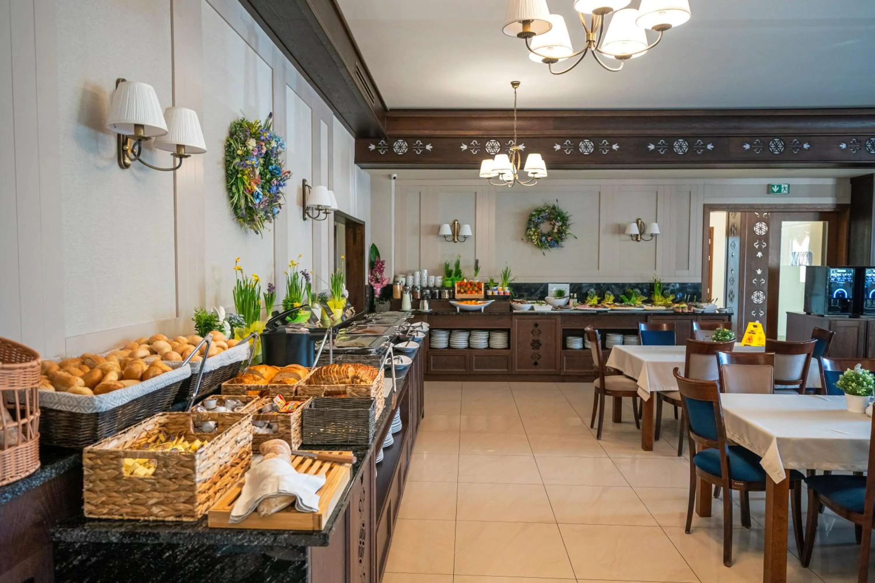 Restaurant/places to eat in Hotel Tatra