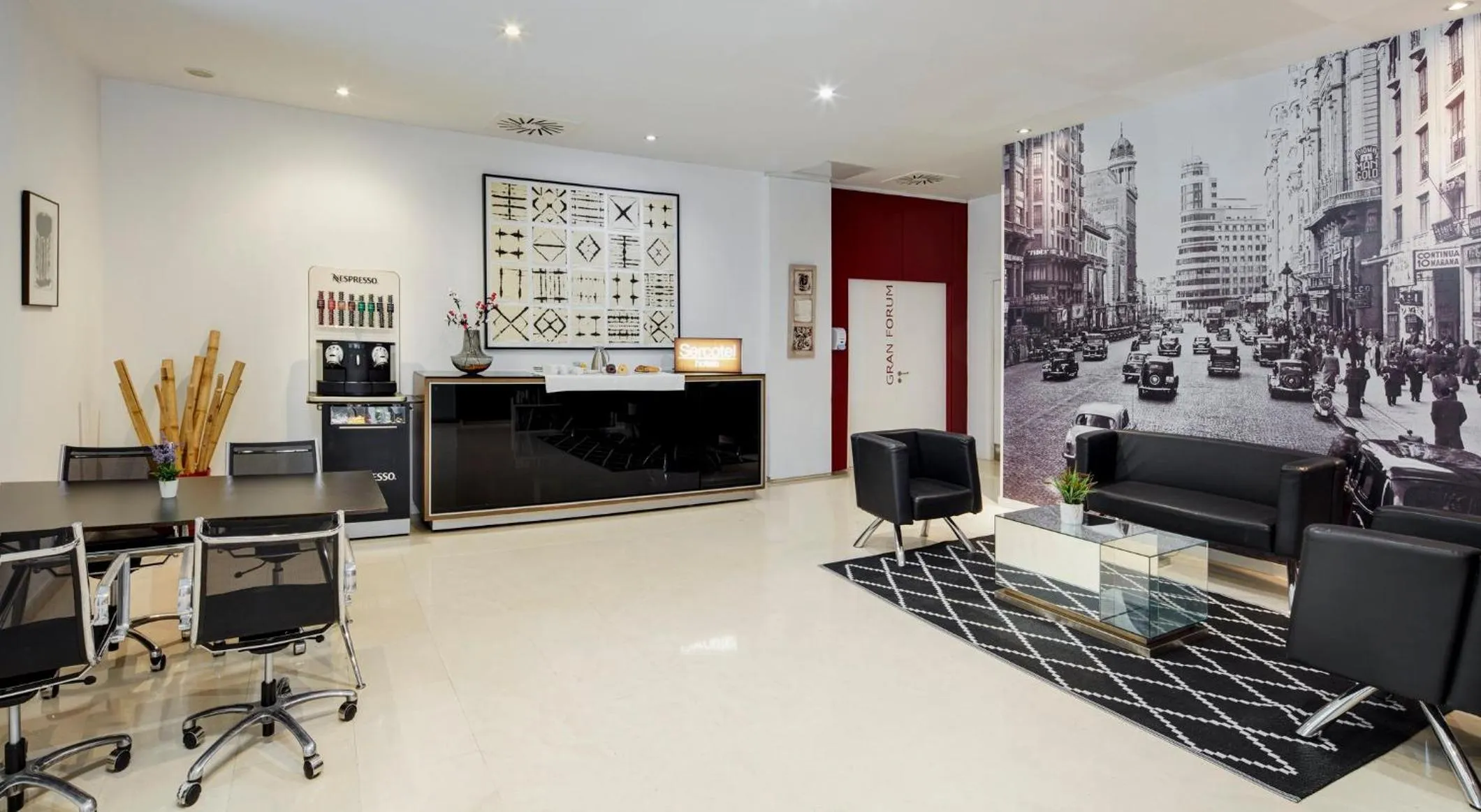 Meeting/conference room in Sercotel AB Rivas