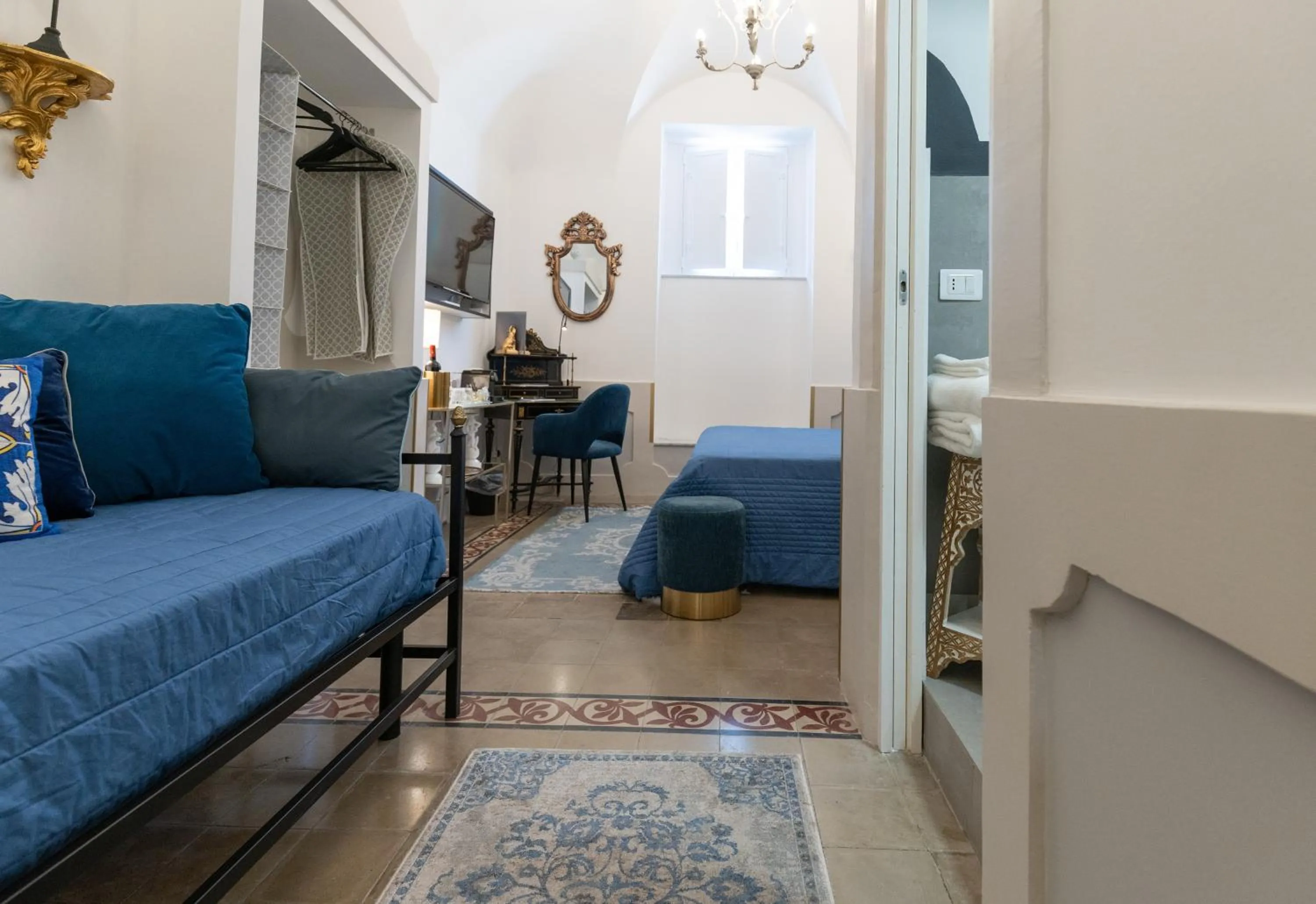 Photo of the whole room, Bed in Il Moresco Catania