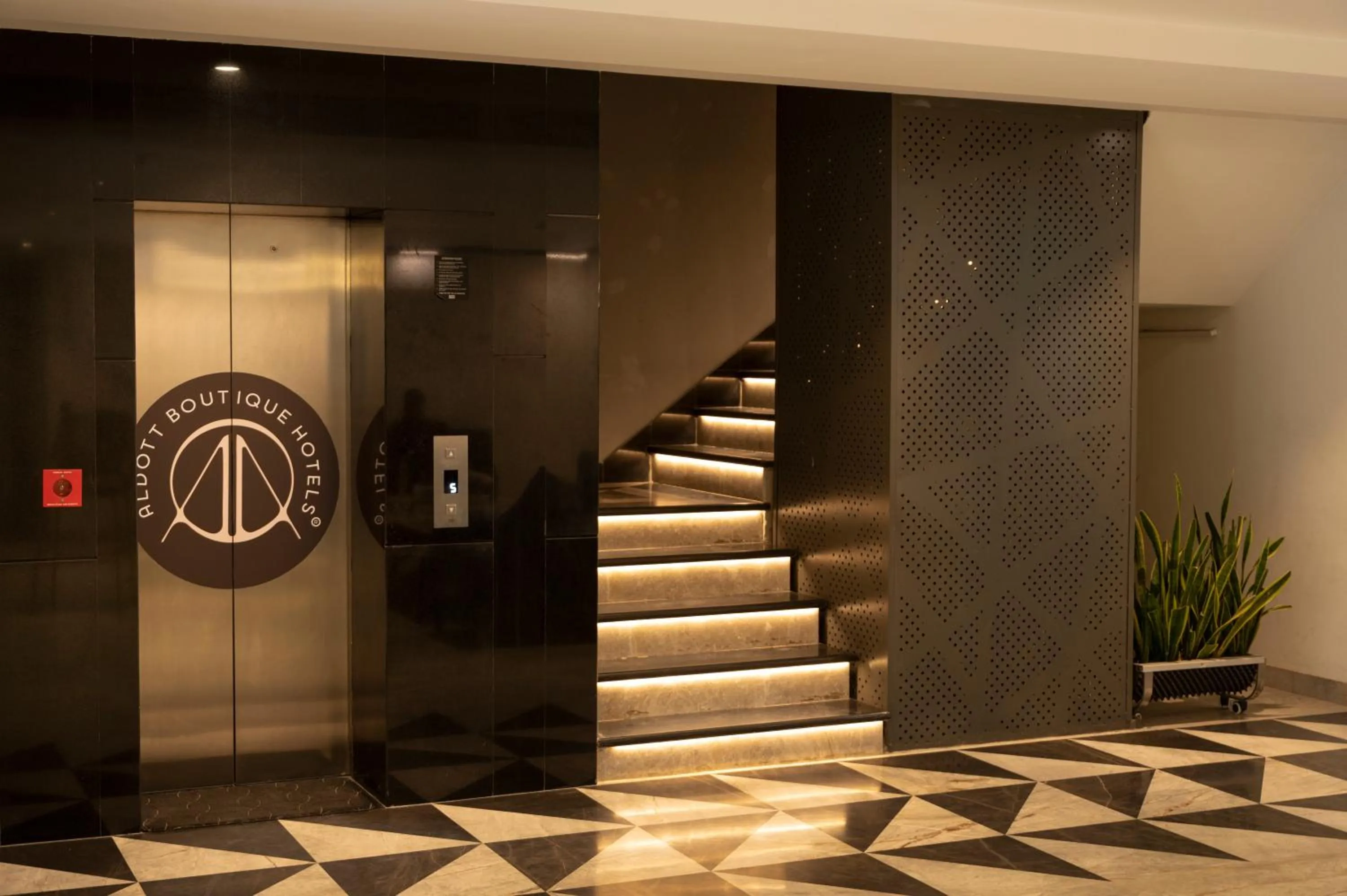 elevator in The Aldott Cyber City