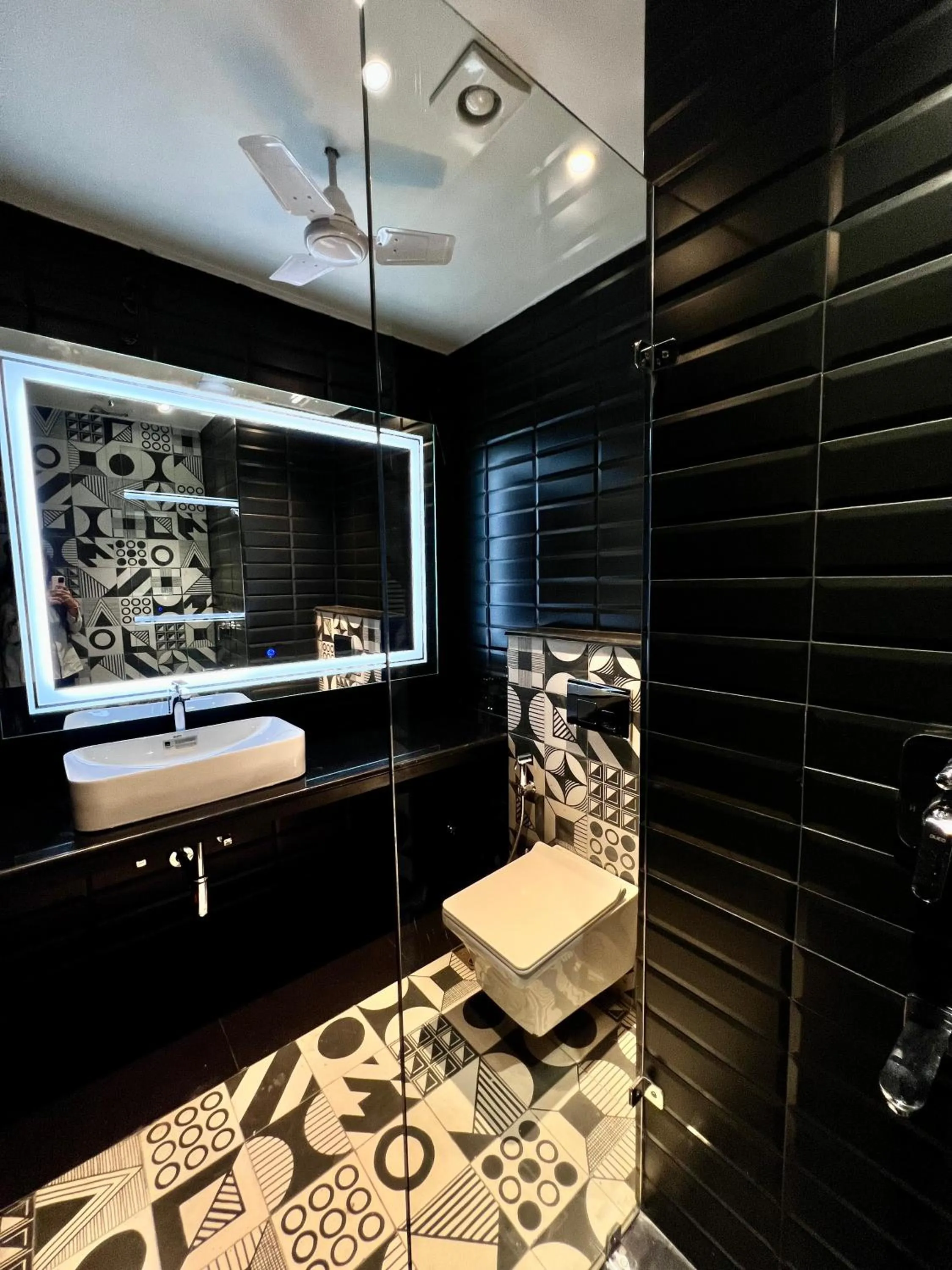 Toilet in The Aldott Cyber City