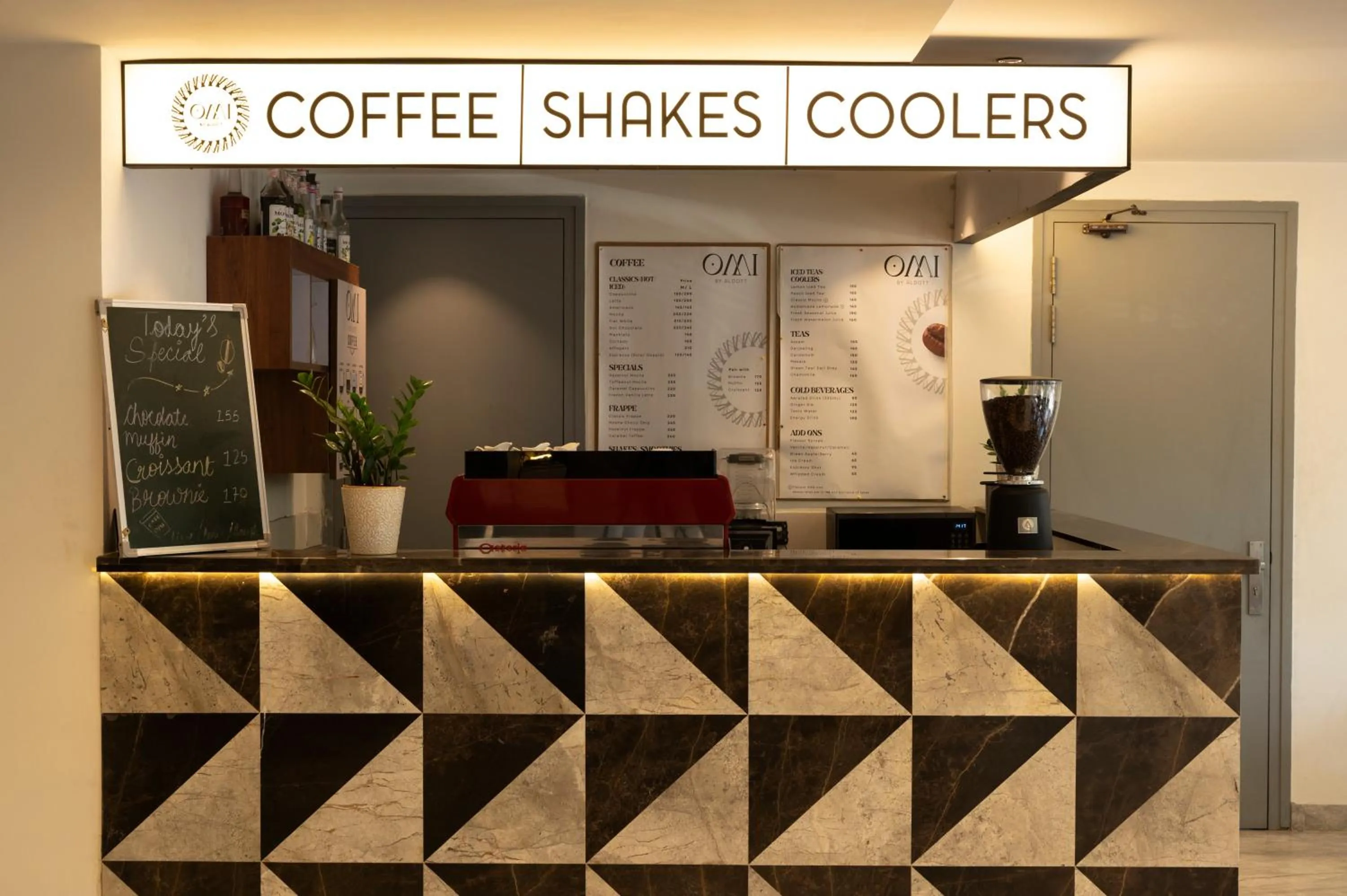 Coffee/tea facilities in The Aldott Cyber City