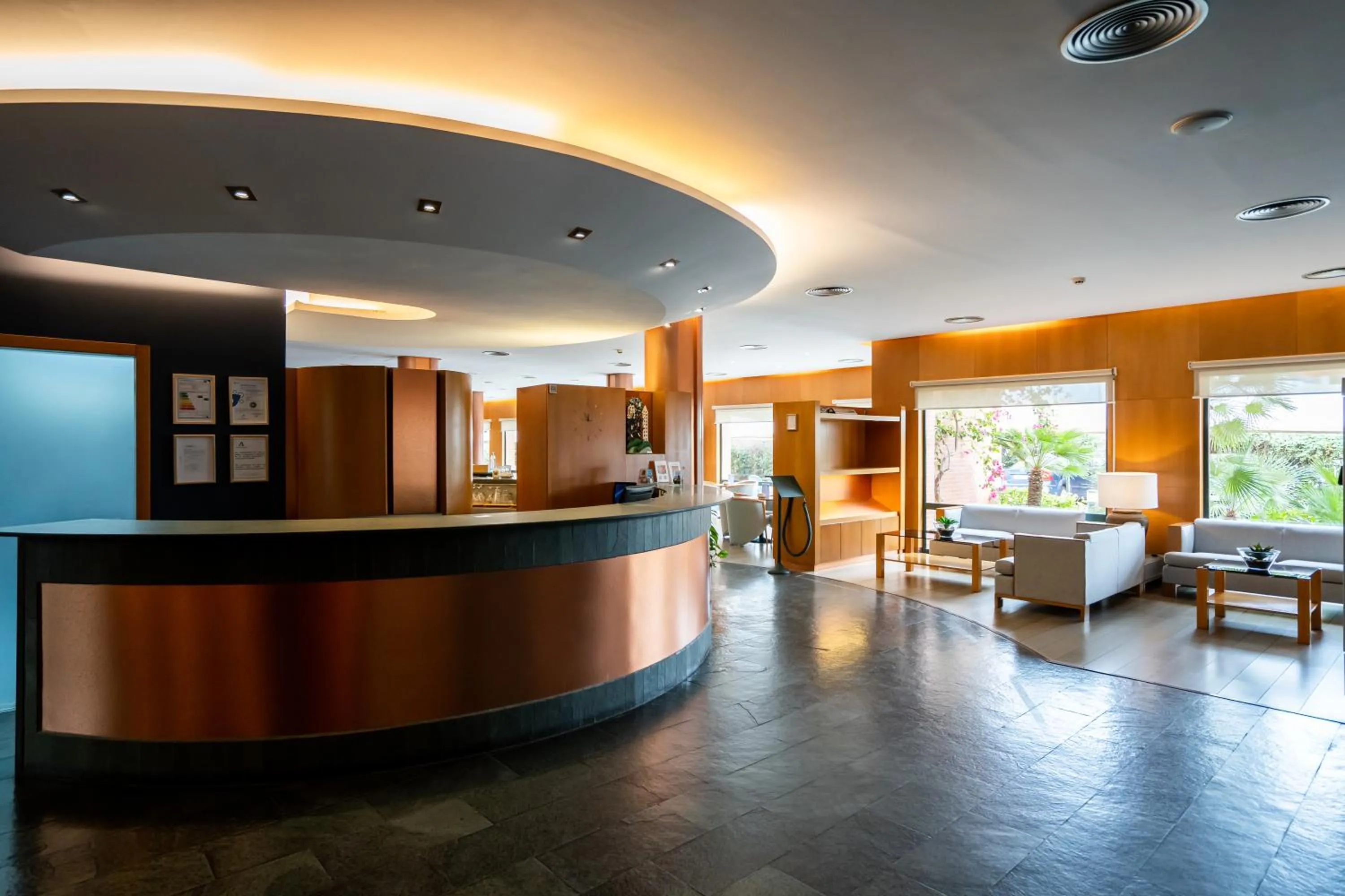Lobby or reception in Posadas de España Malaga