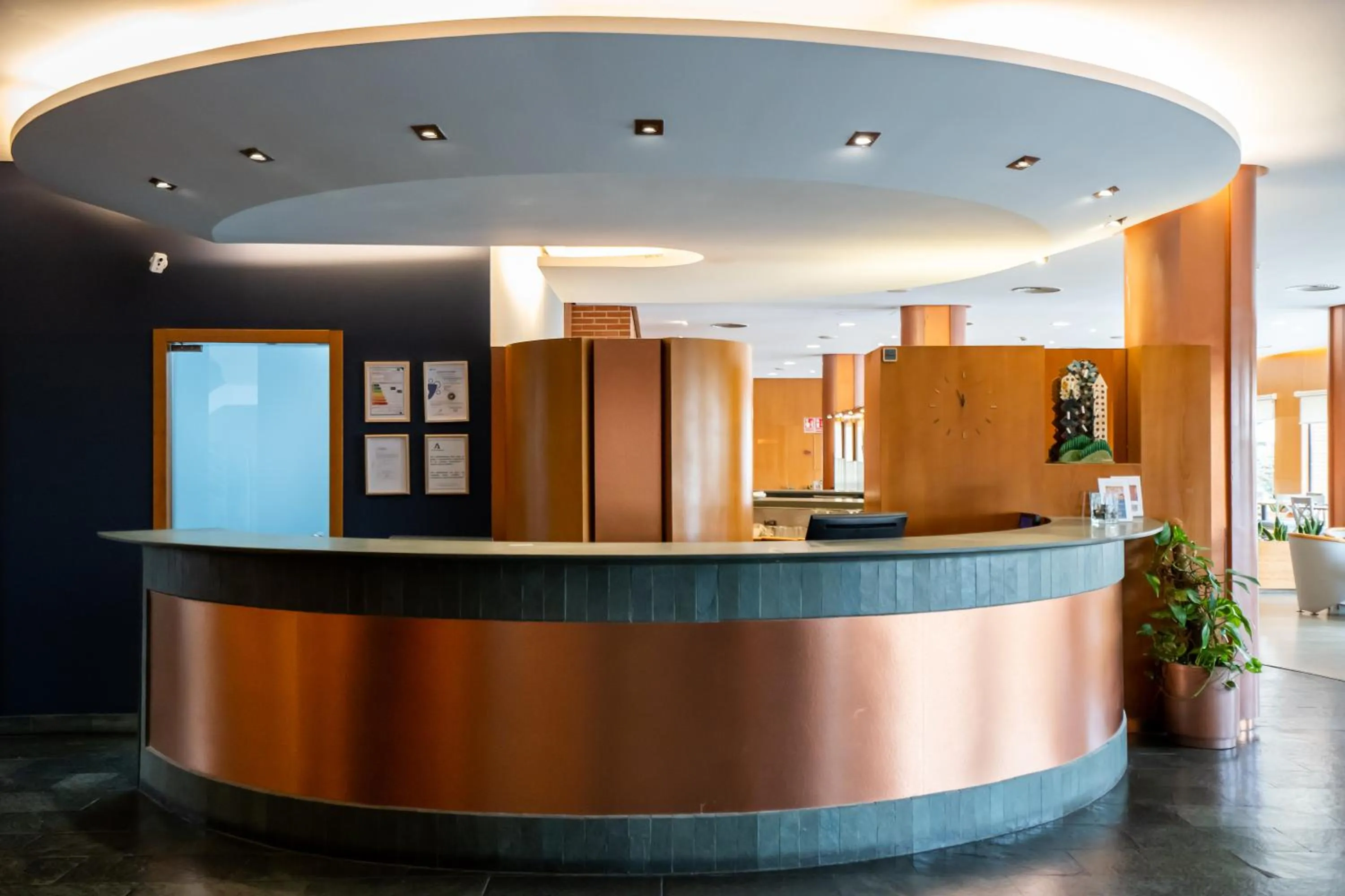 Lobby or reception in Posadas de España Malaga