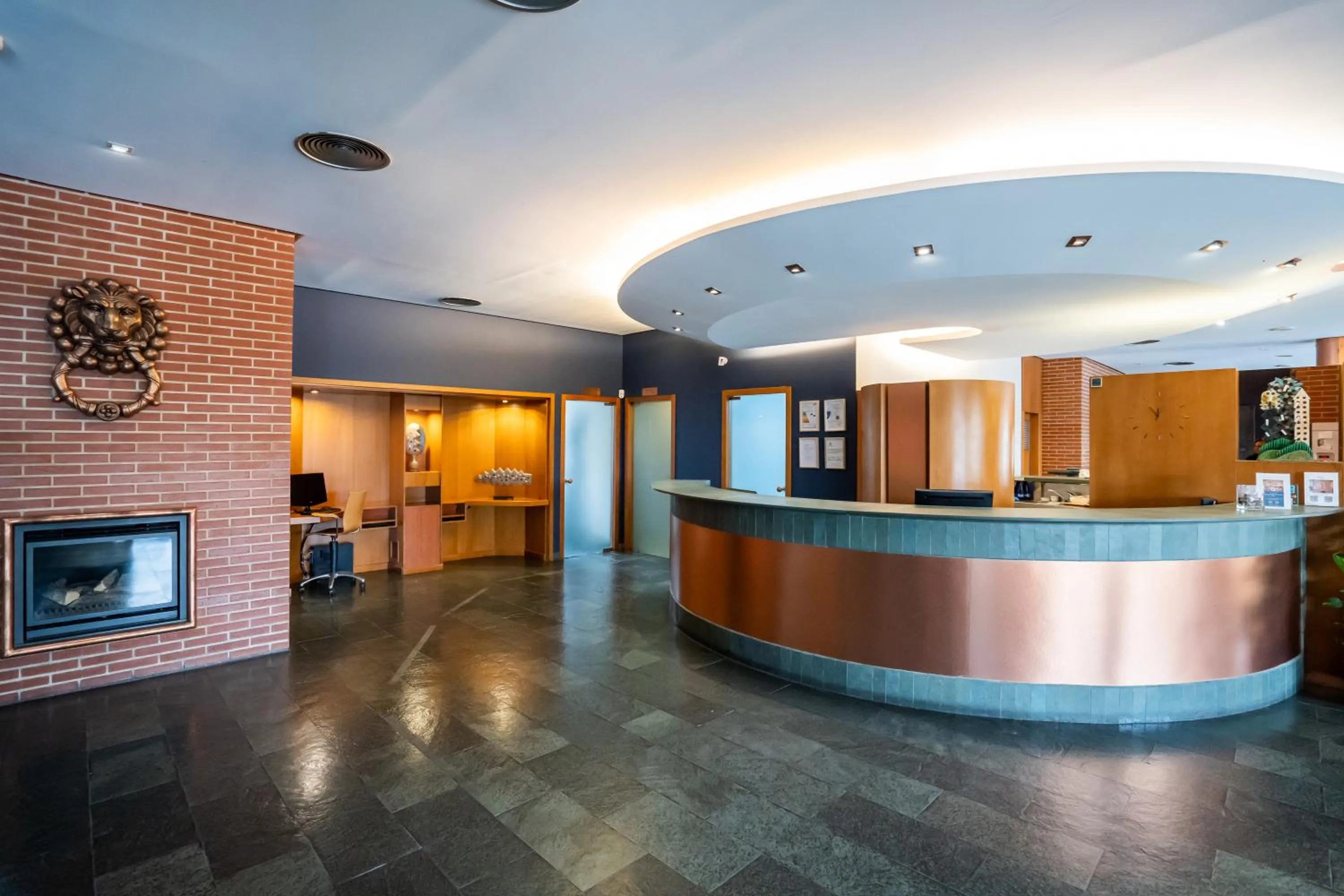 Lobby or reception in Posadas de España Pinto