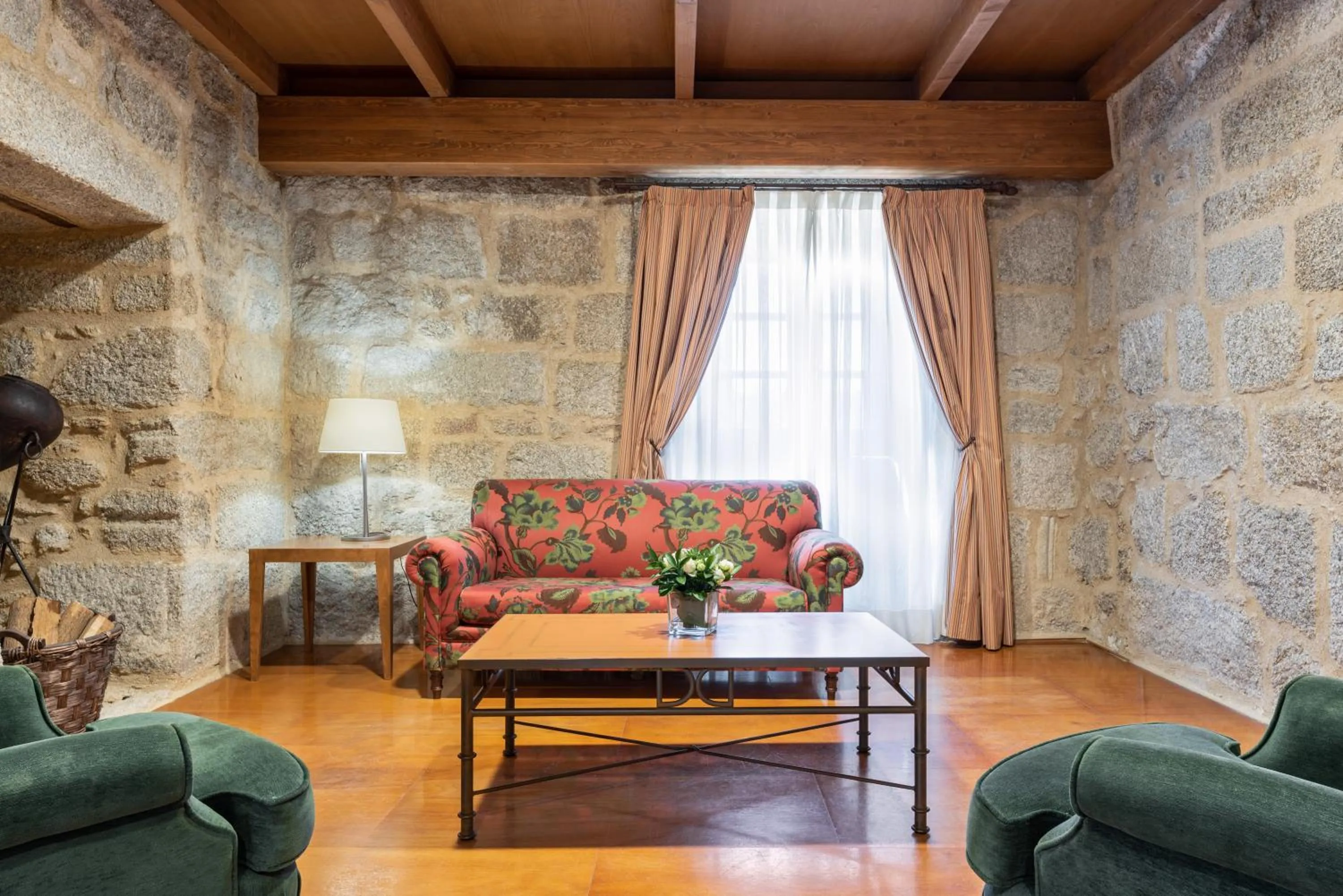 Living room in Eurostars Monumento Monasterio de San Clodio Hotel