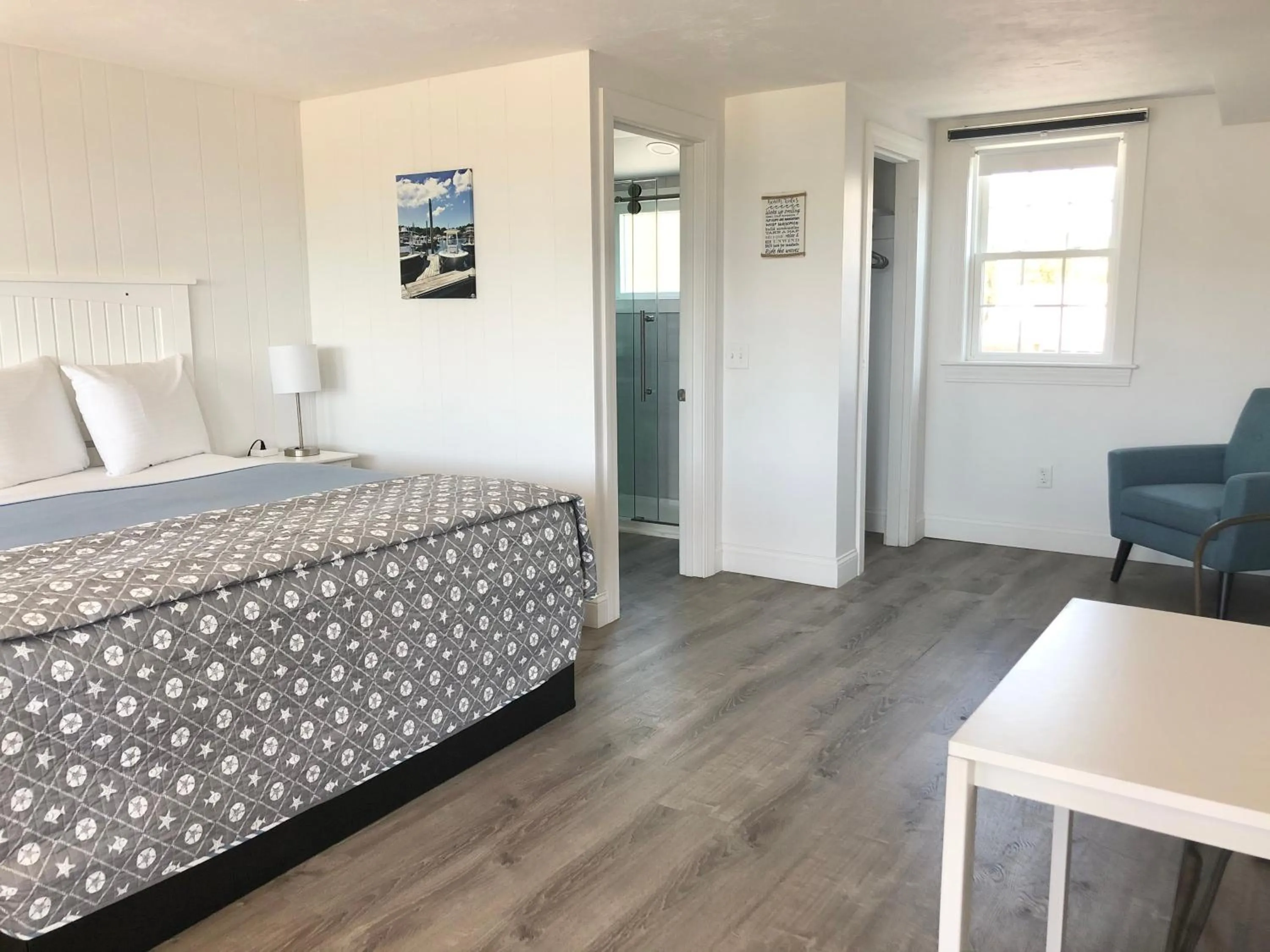 Bed in Kingfisher Oceanside