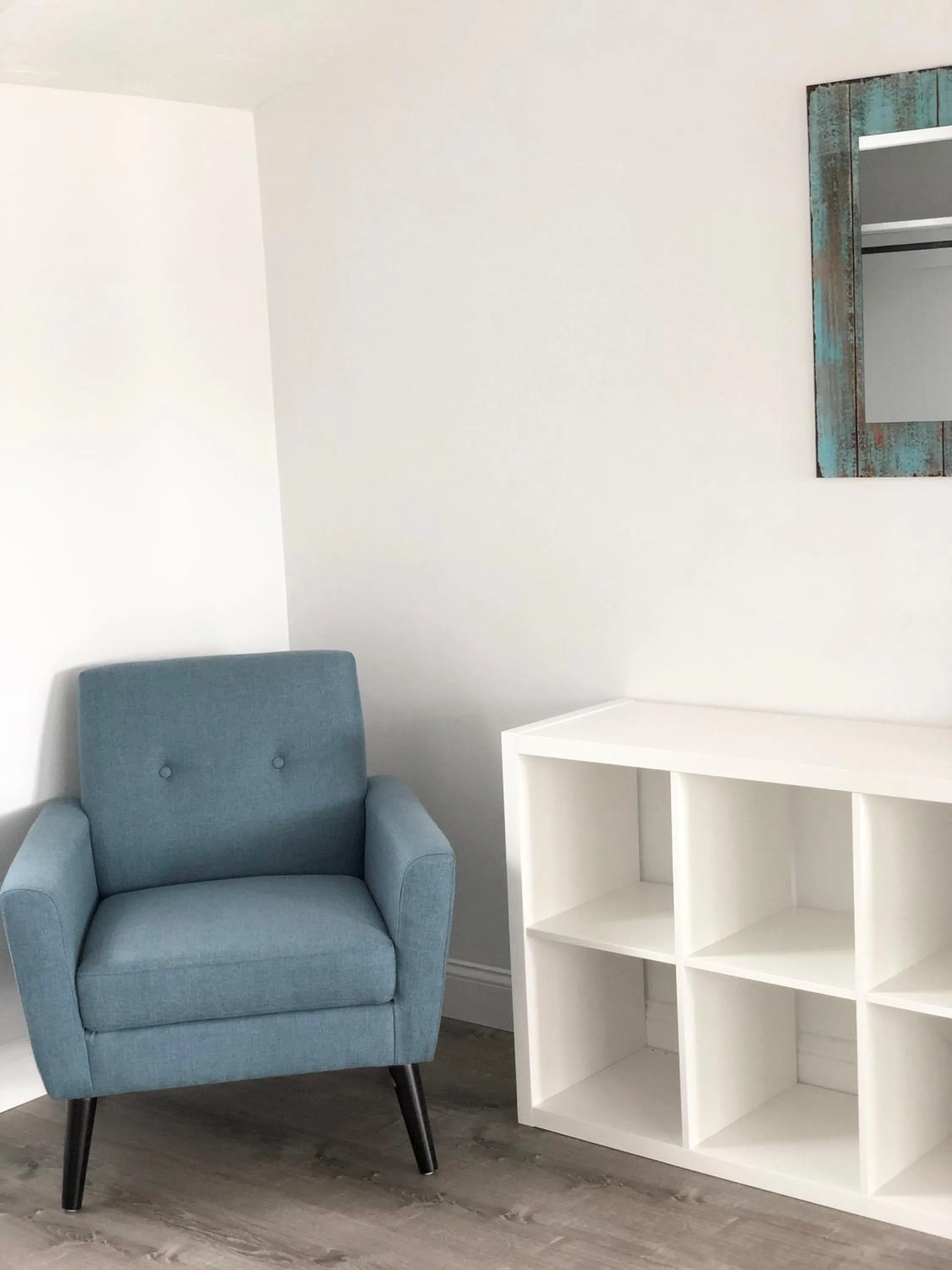 Seating area in Kingfisher Oceanside