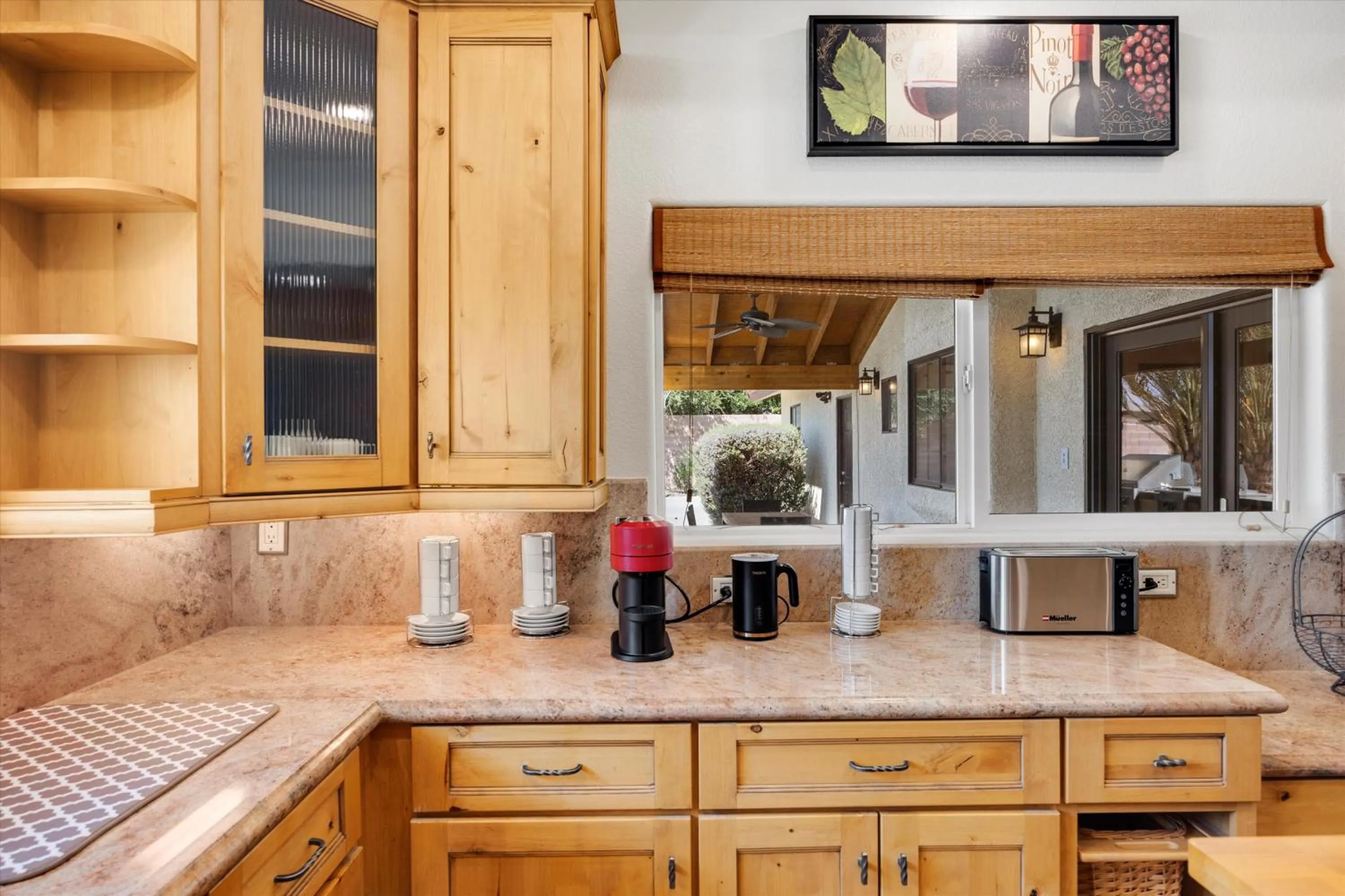 Kitchen or kitchenette in Luxury villa with pool and spa