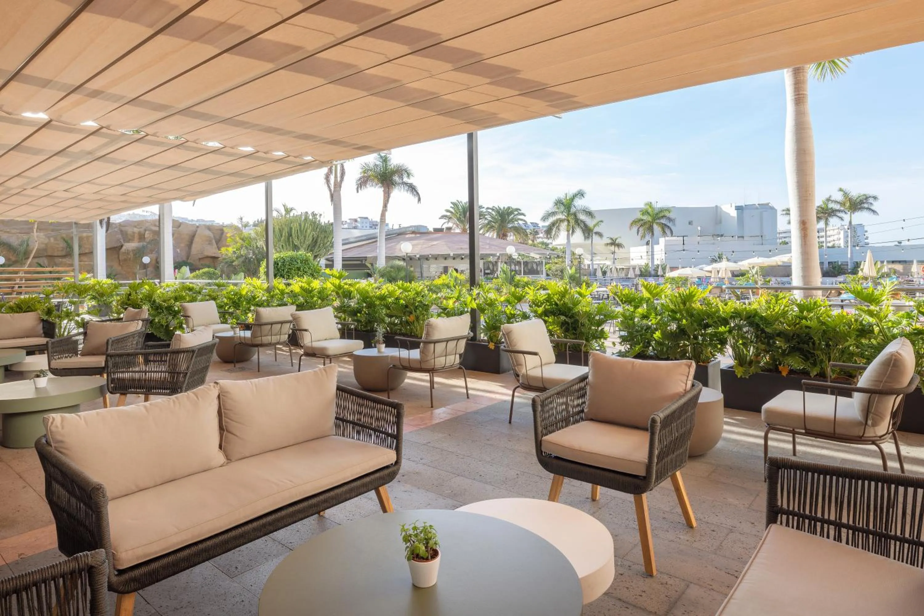 Seating area in AluaSoul Costa Adeje - Adults Only