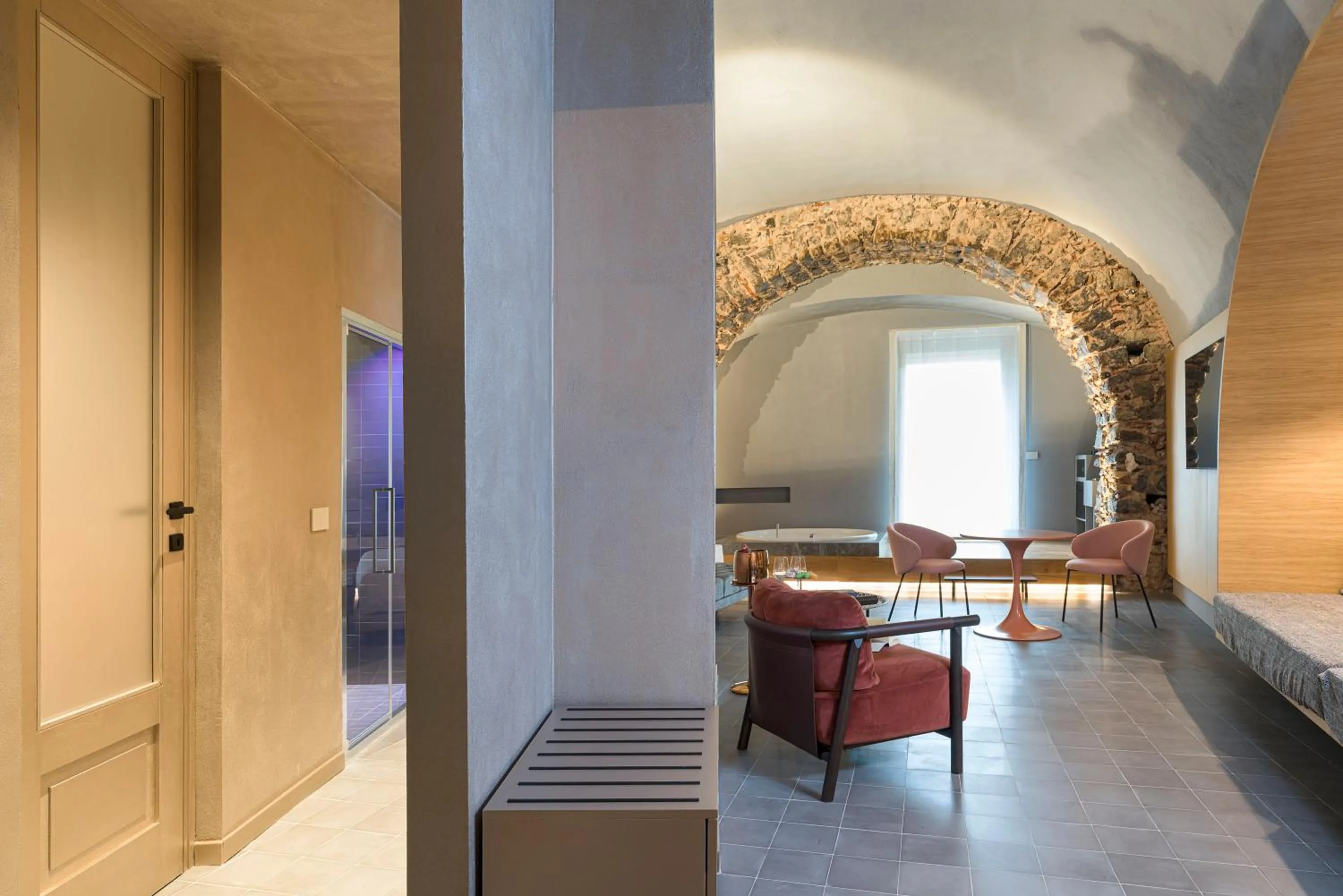 Living room in BASTIÒ PRIVATE SUITES