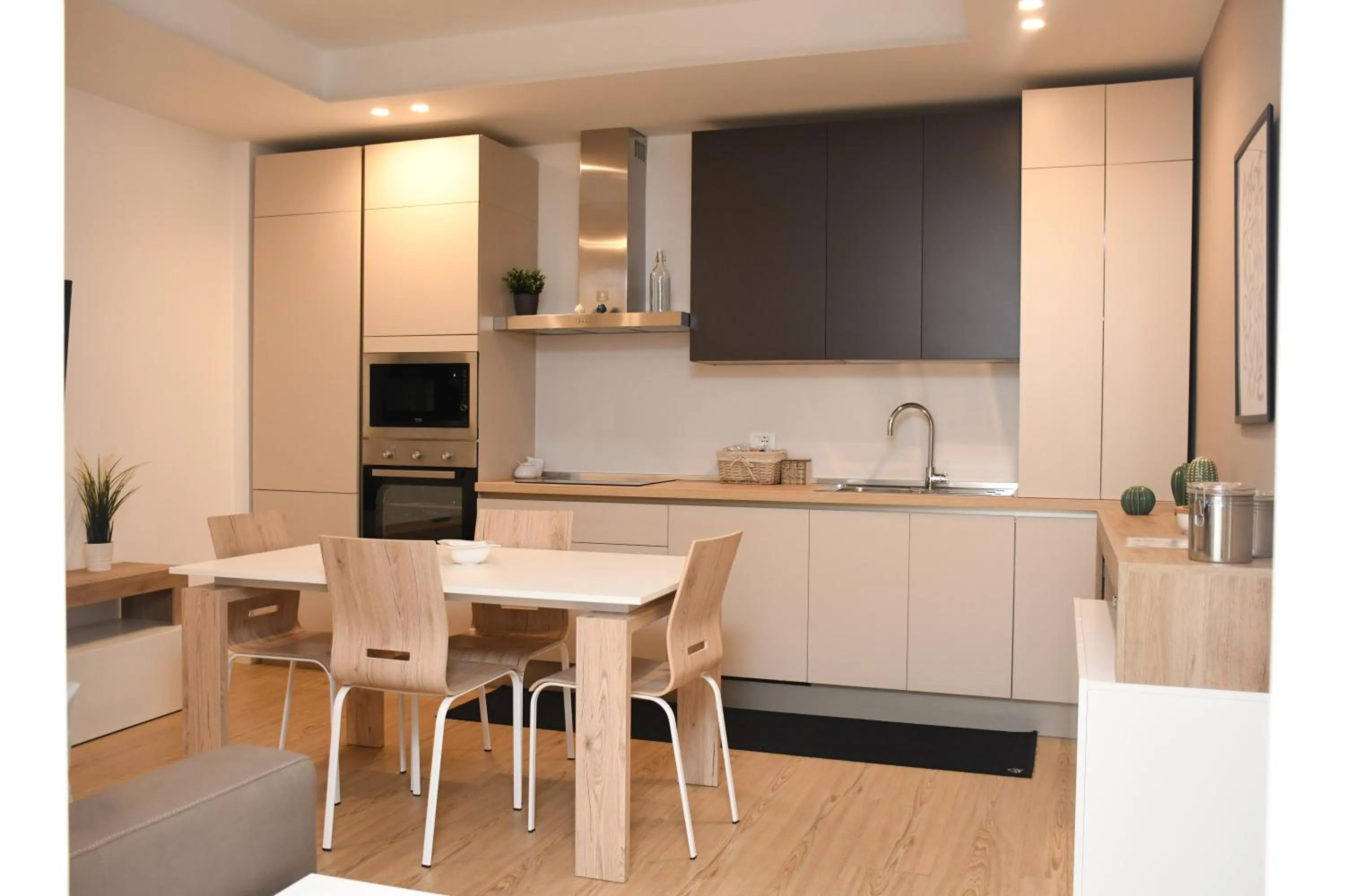 HABITAT- Apartments&Rooms