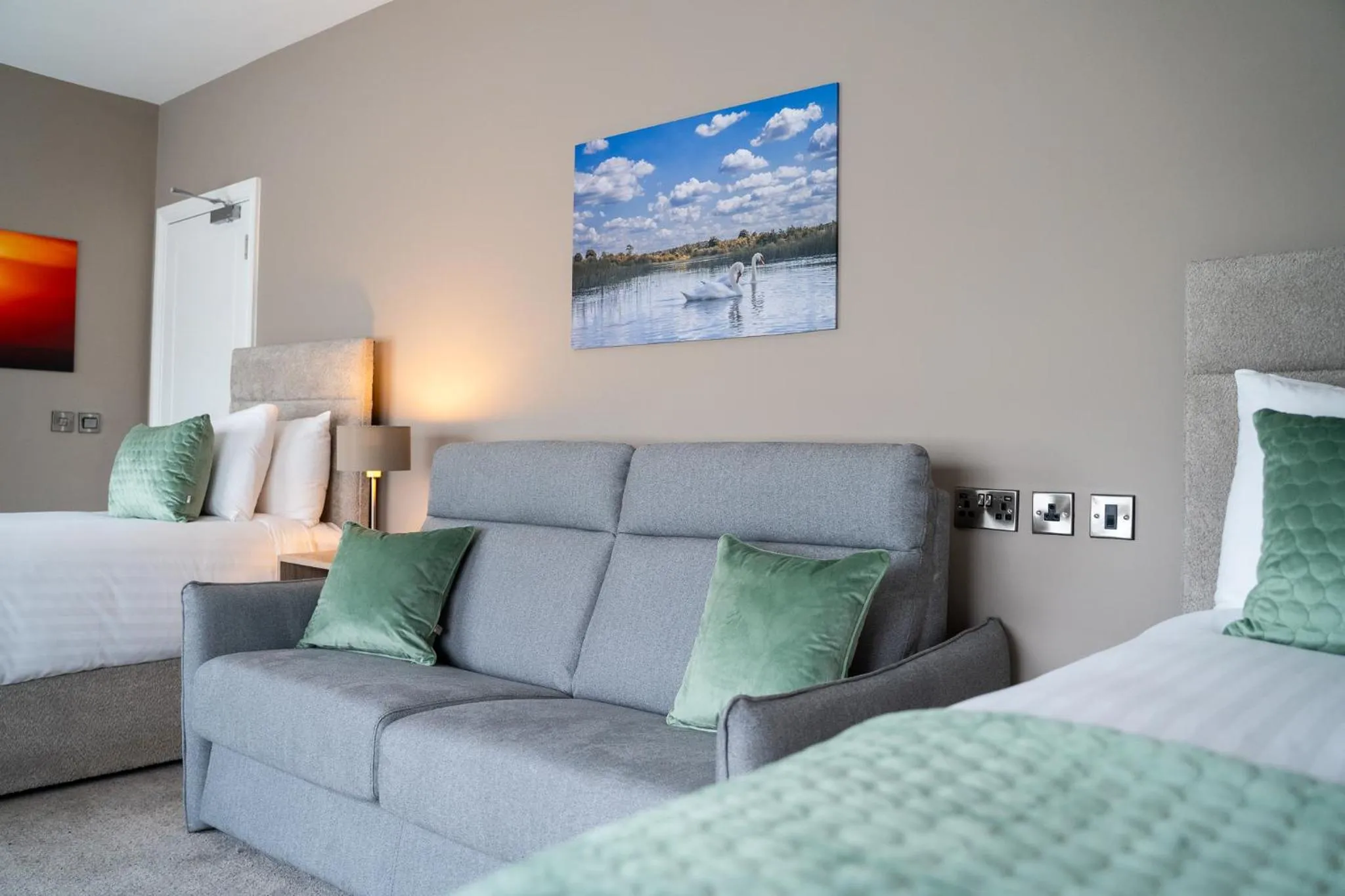 Family, Bed in Castle Varagh Hotel & Bar