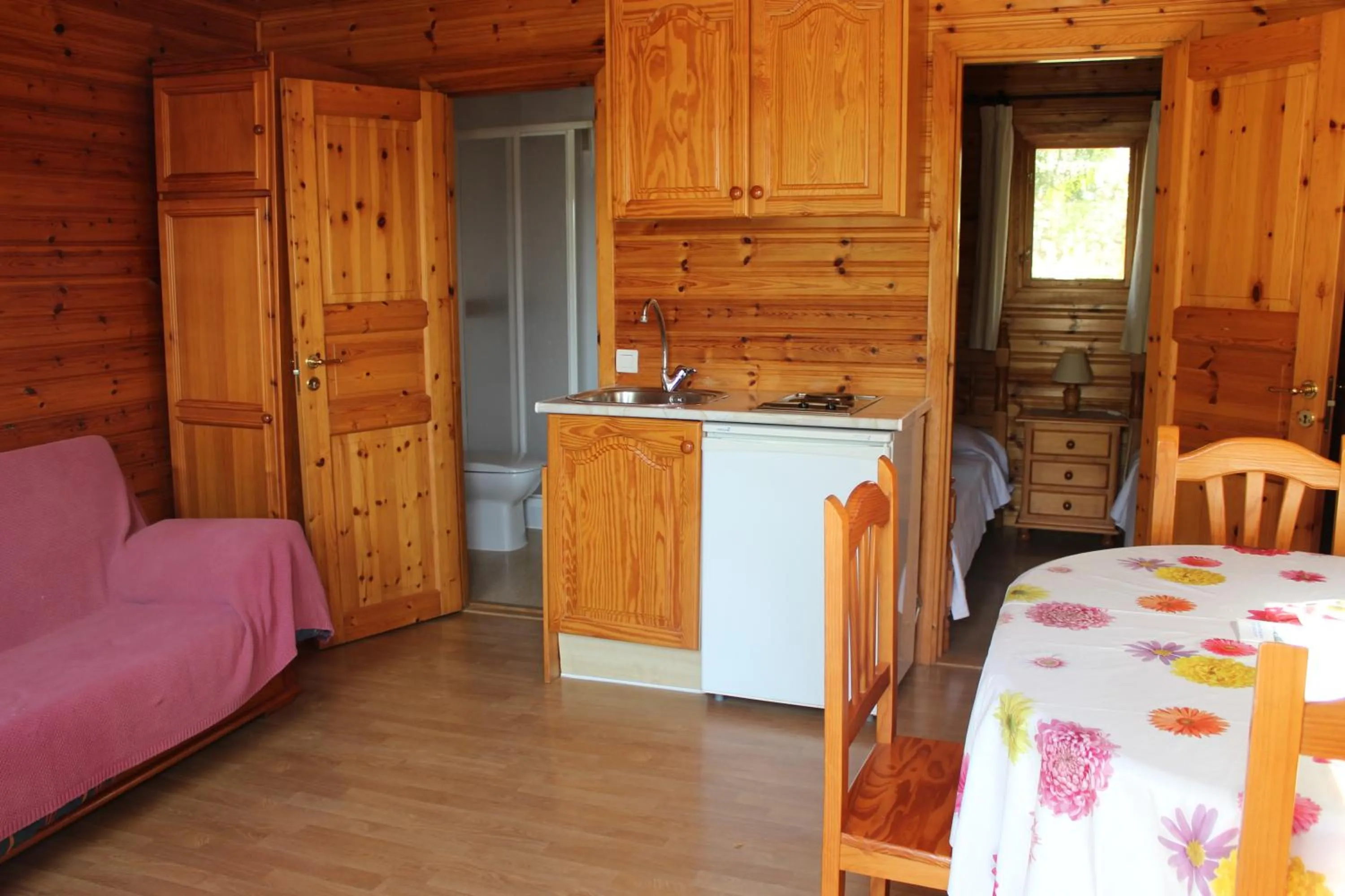 Dining area in Hotel y Bungalows Balcón de Competa
