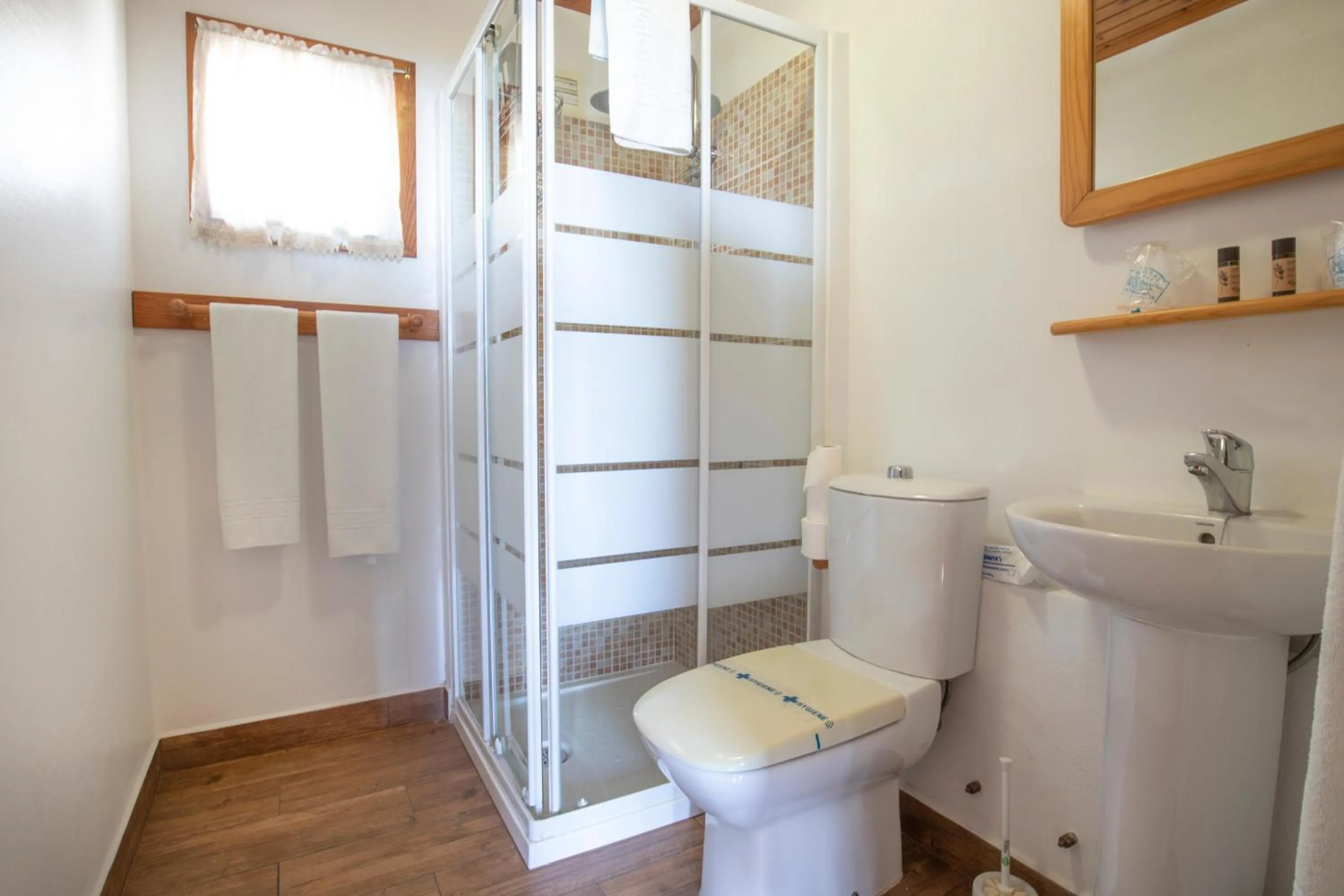 Shower in Hotel y Bungalows Balcón de Competa