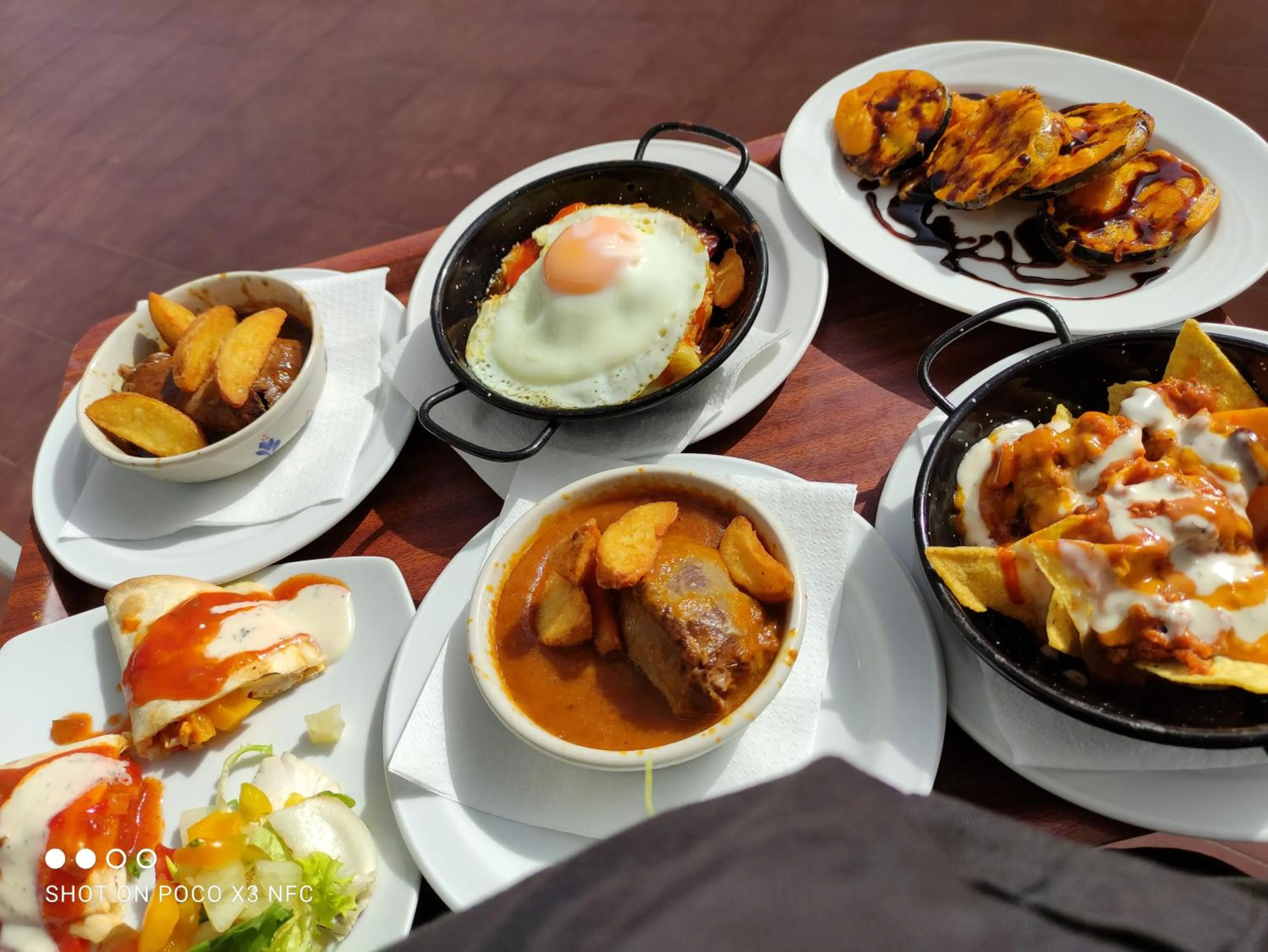 Food and drinks in Hotel y Bungalows Balcón de Competa