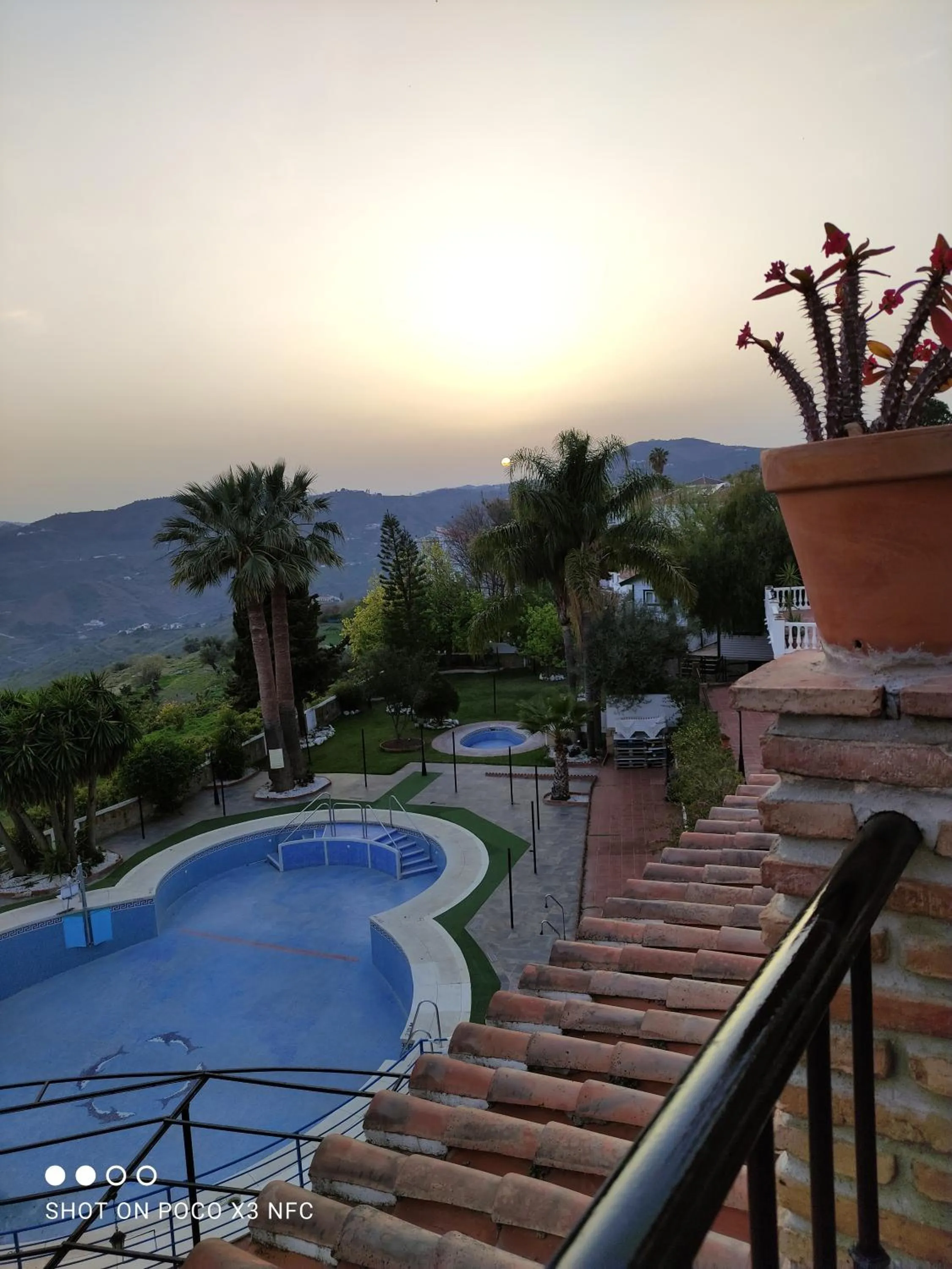 Pool view in Hotel y Bungalows Balcón de Competa