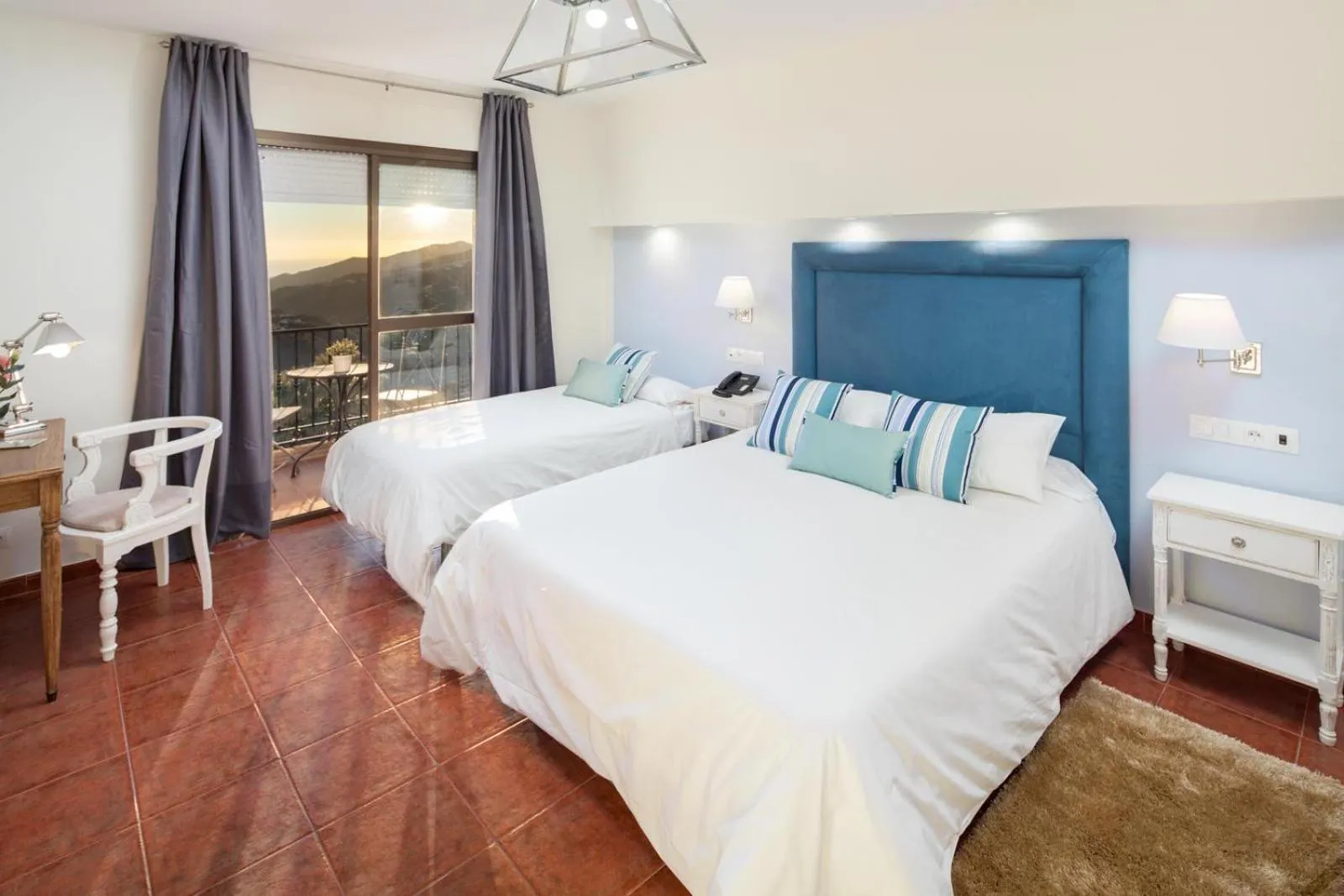 Bed in Hotel y Bungalows Balcón de Competa