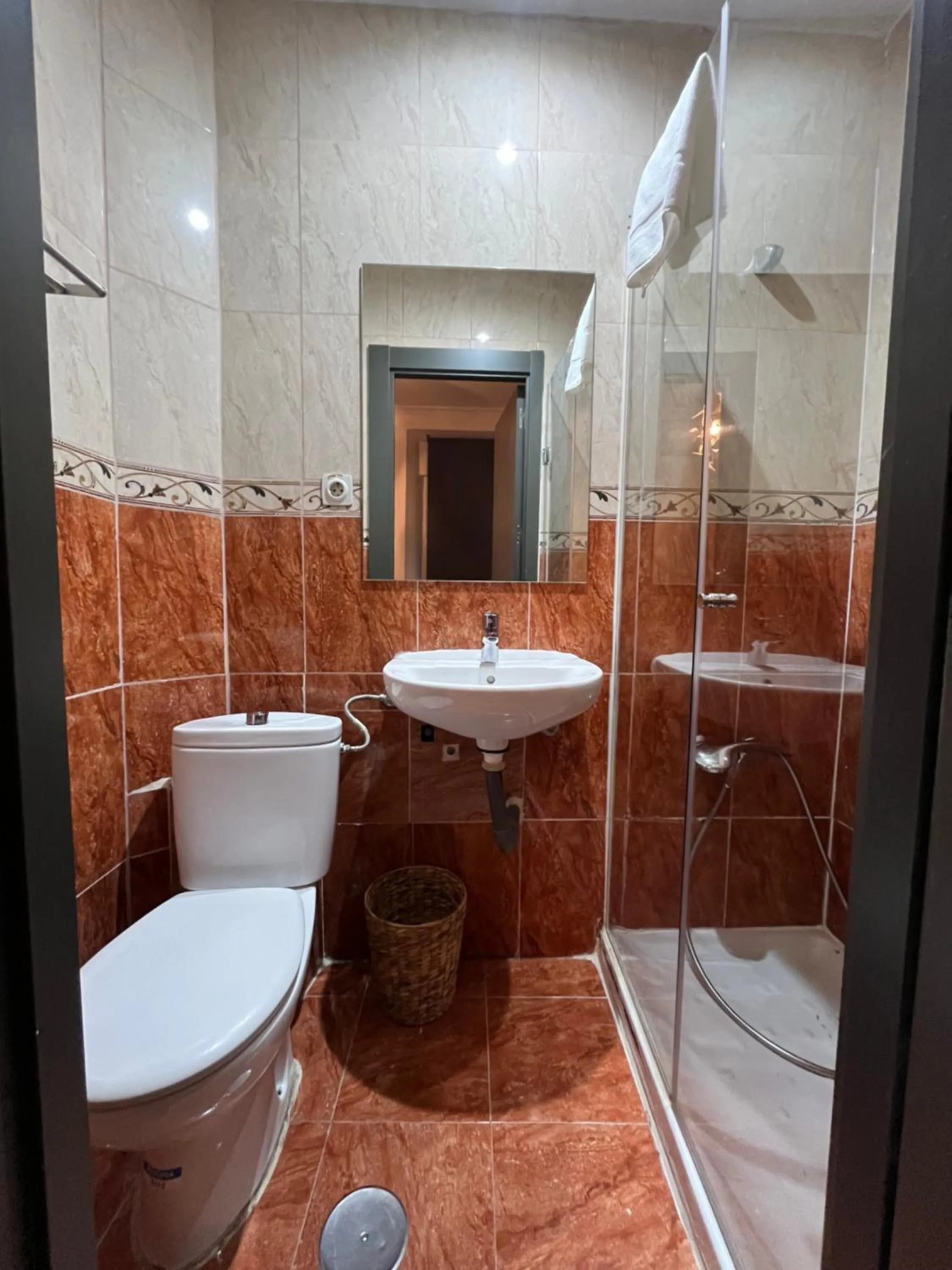 Hostal Inter Plaza Mayor AUTO CHECK IN