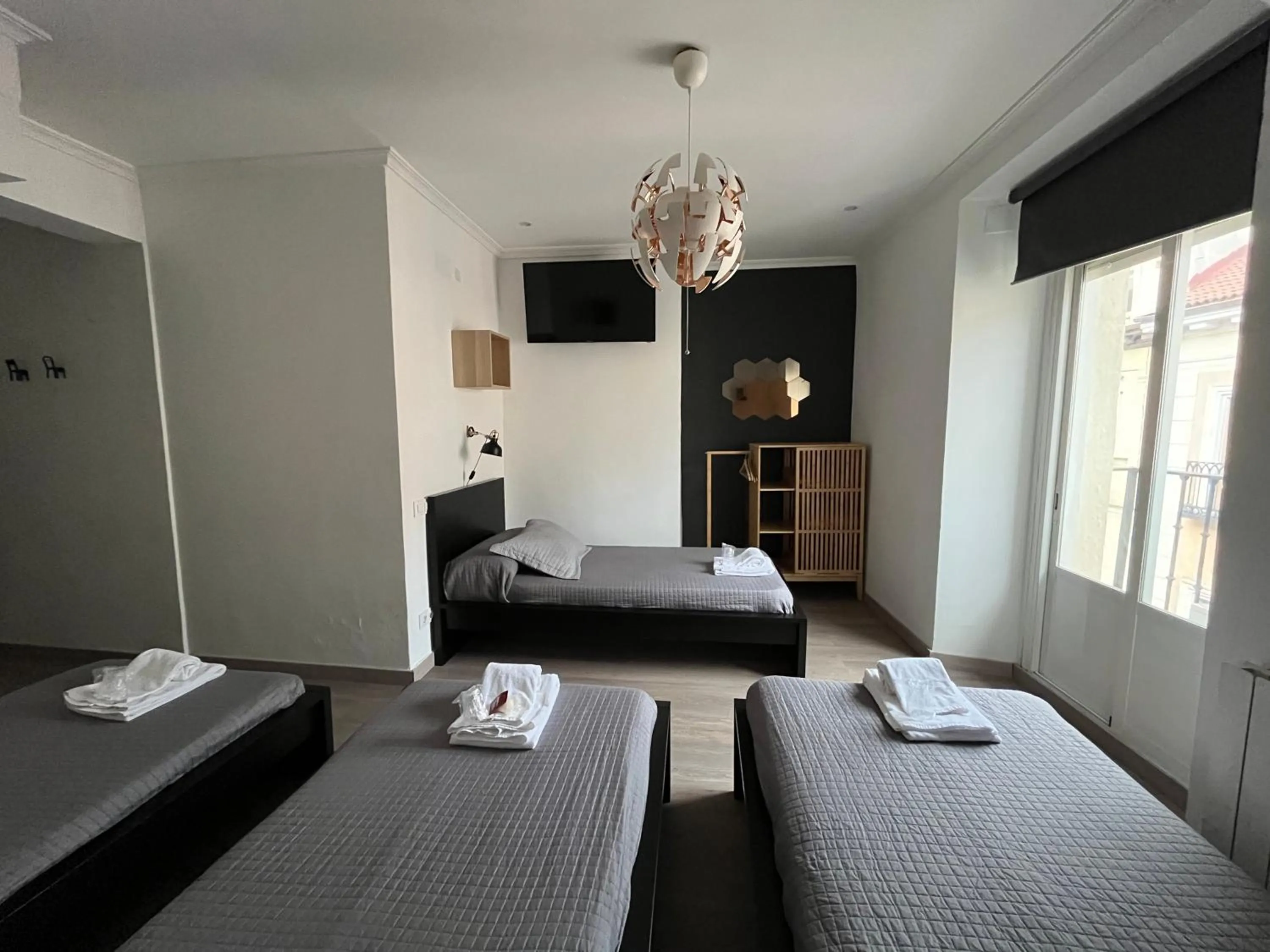 Bed in Hostal Inter Plaza Mayor AUTO CHECK IN