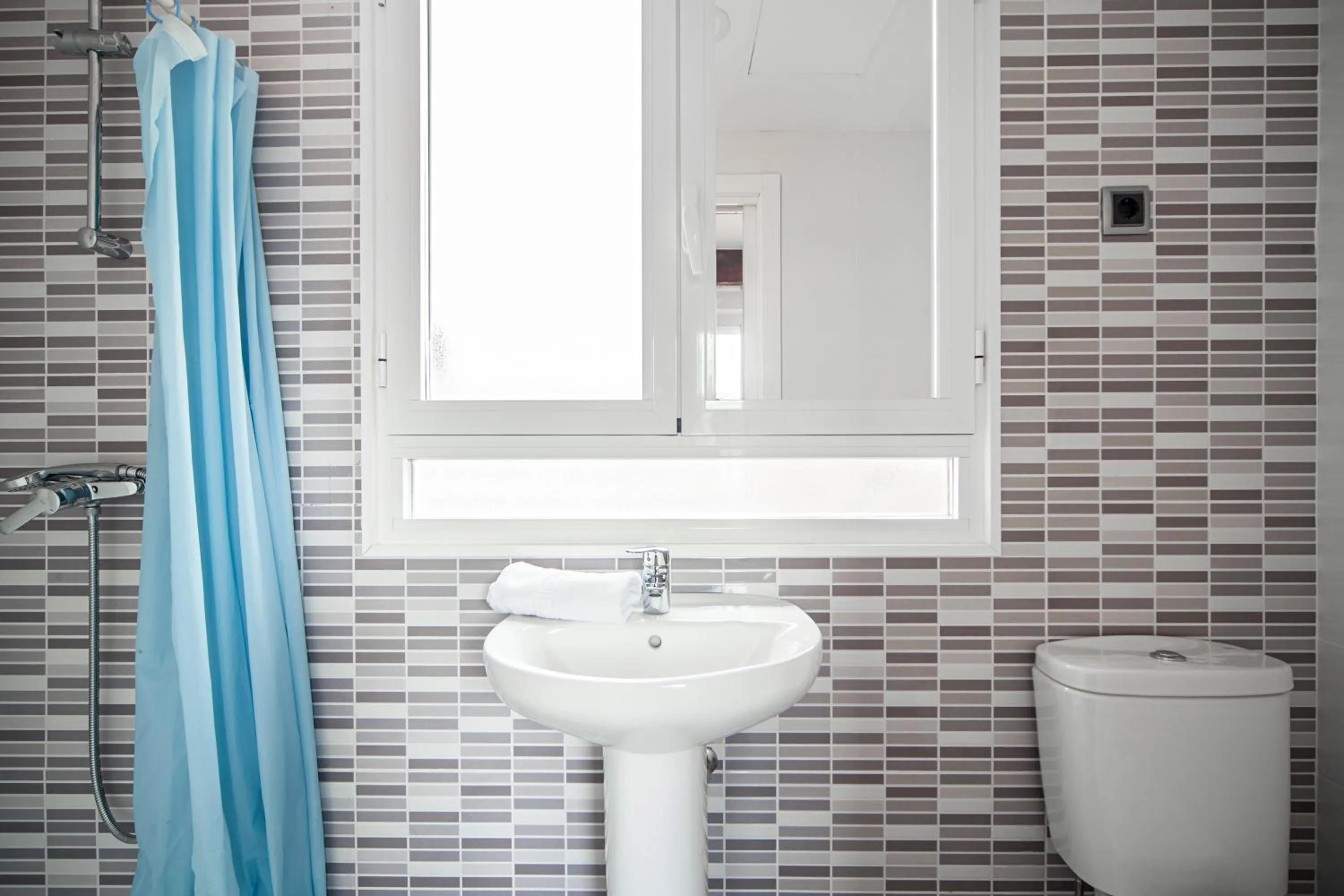 Hostal Inter Plaza Mayor AUTO CHECK IN