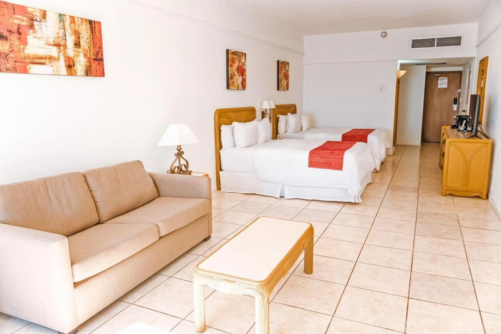 Bed in HOTEL SAN CARLOS PLAZA