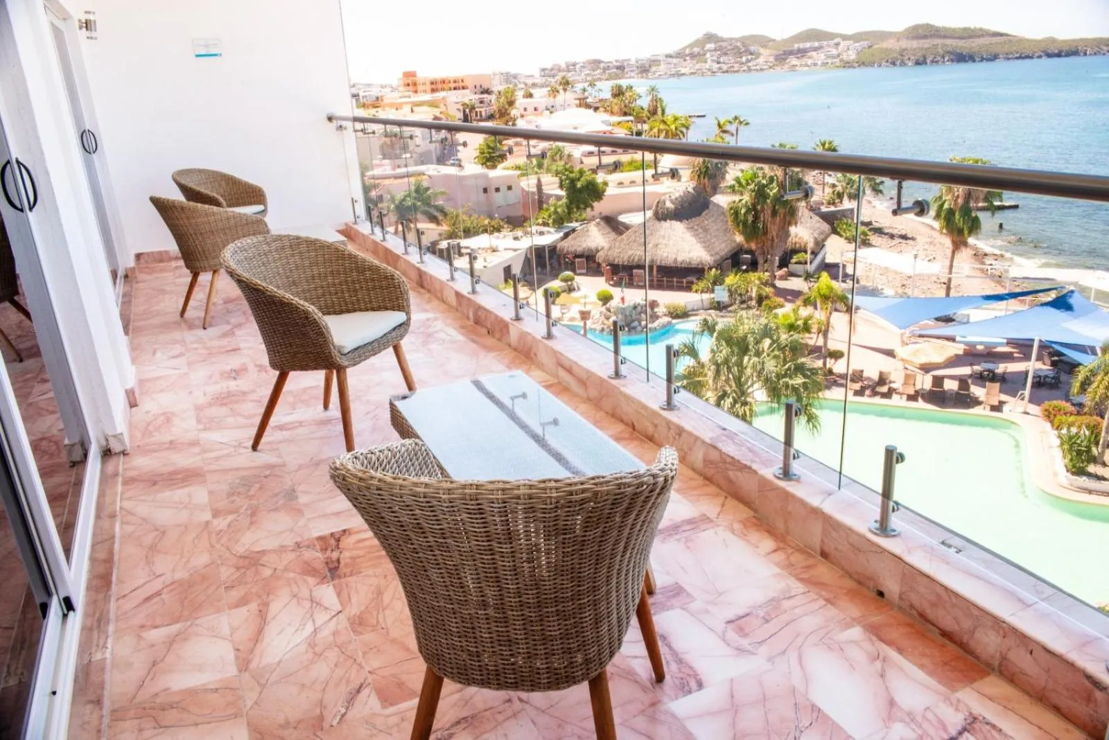 HOTEL SAN CARLOS PLAZA