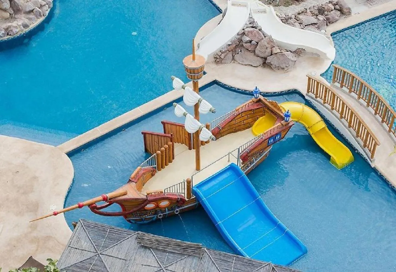 Pool view in HOTEL SAN CARLOS PLAZA