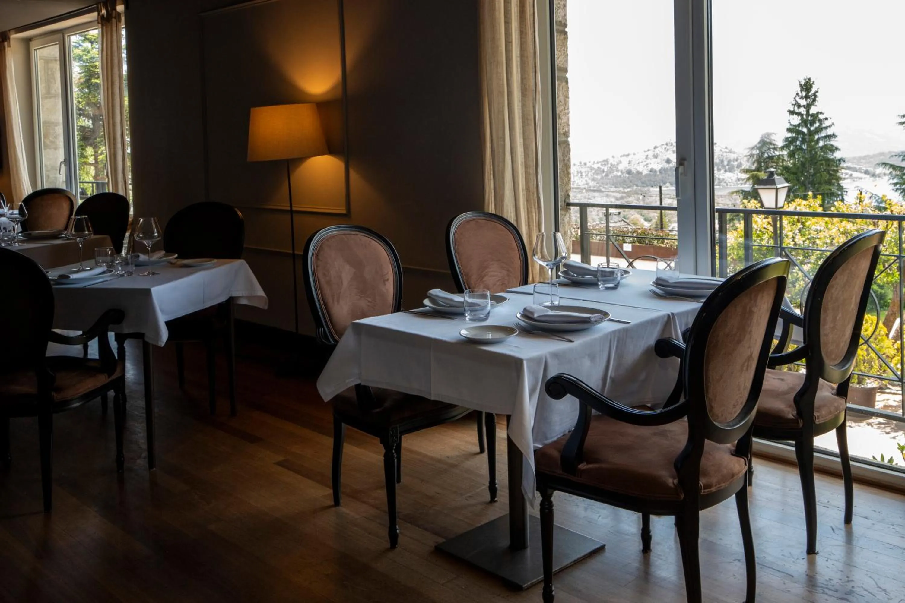 Restaurant/places to eat in Hotel Hita "Nature Experience" for all