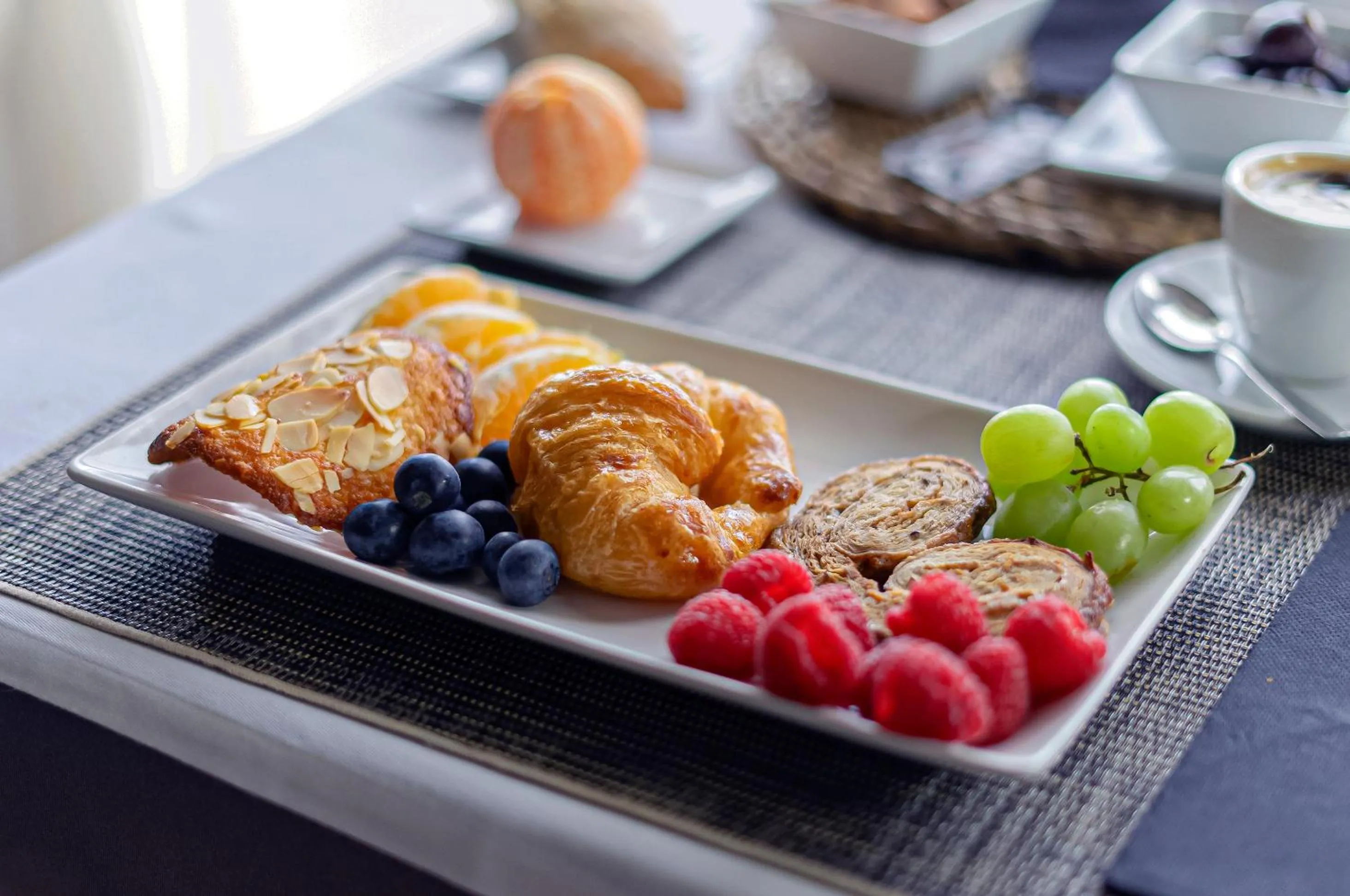 Continental breakfast in Hotel Hita "Nature Experience" for all