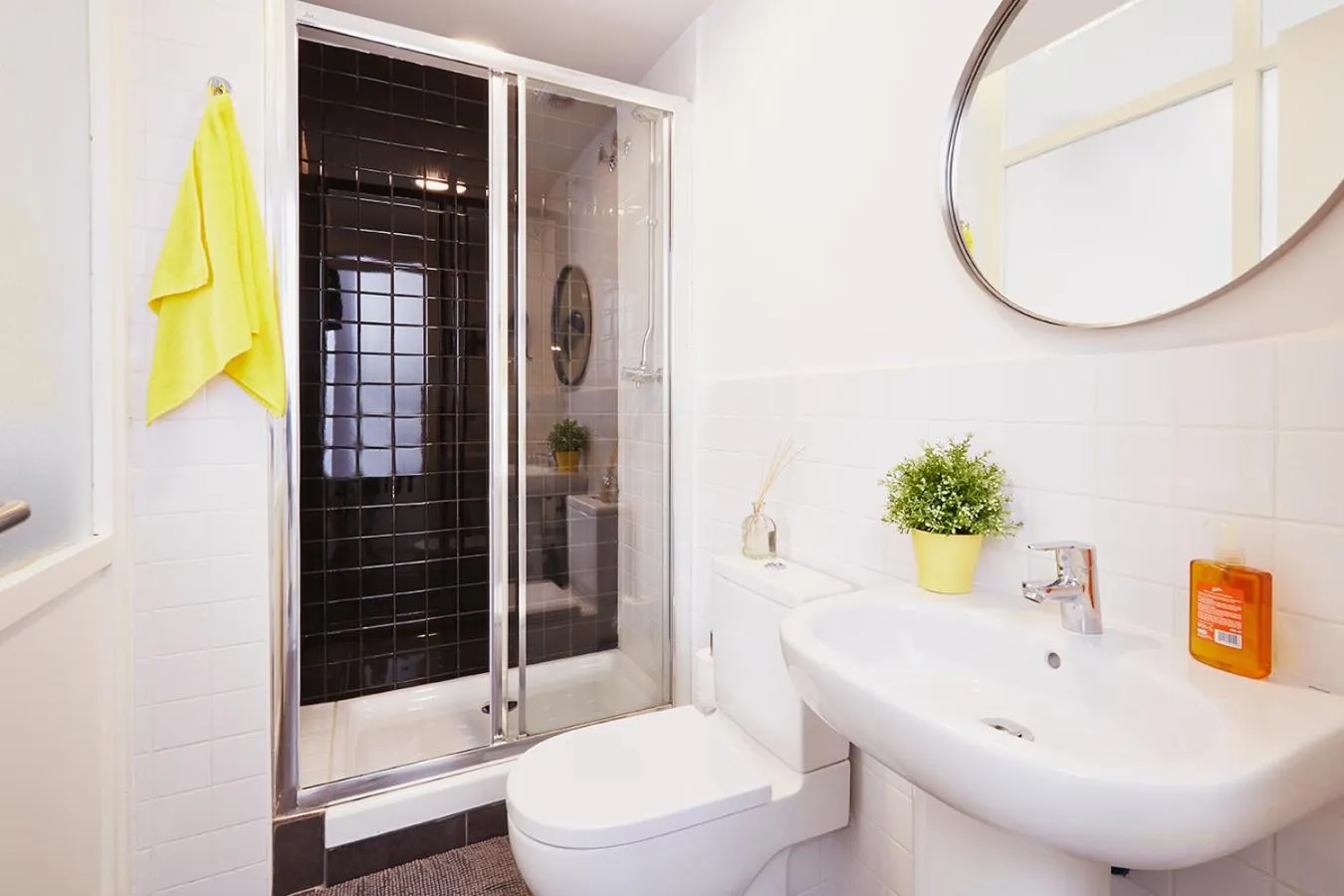 Bathroom in Free Hostels Barcelona