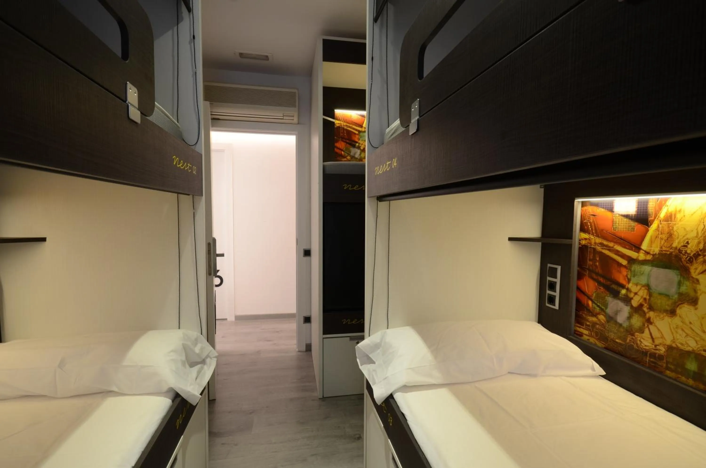 Bedroom, Bed in Free Hostels Barcelona