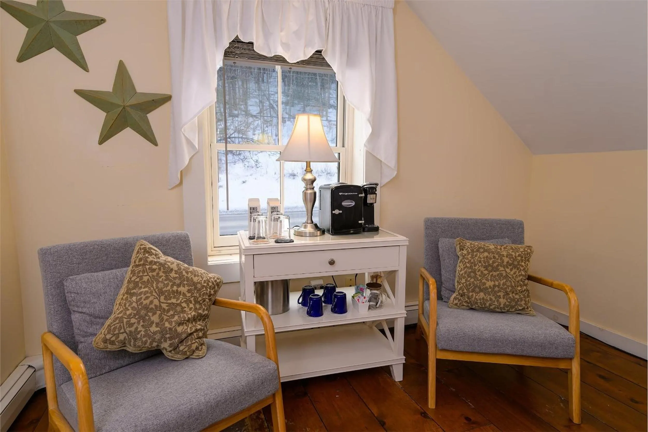 Seating area in Brass Lantern Inn