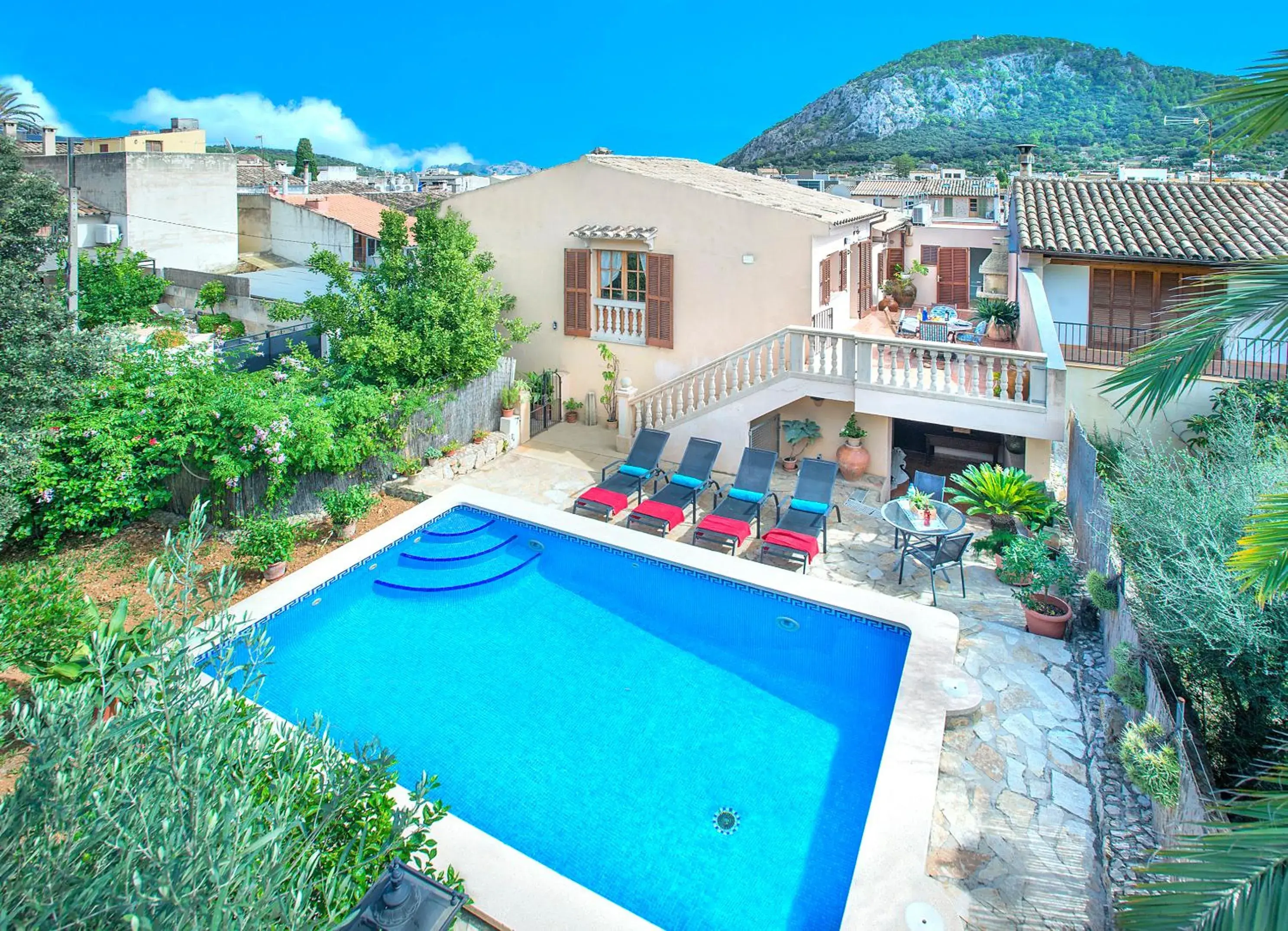 Owl Booking Villa Irina - 2 Min Walk To The Old Town Owl Booking Villa Irina - 2 Min Walk To The Old Town