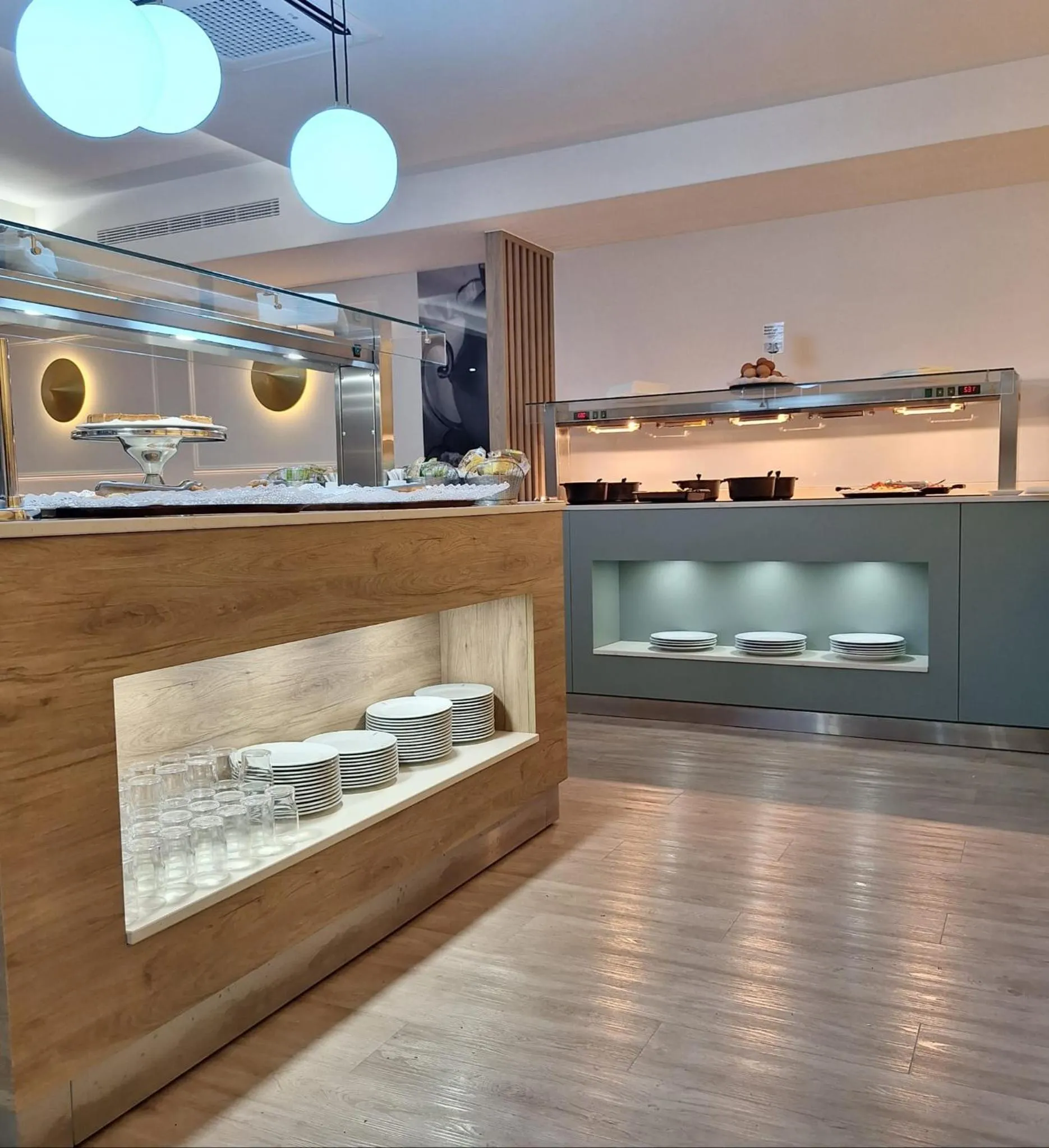 Breakfast in Gran Versalles