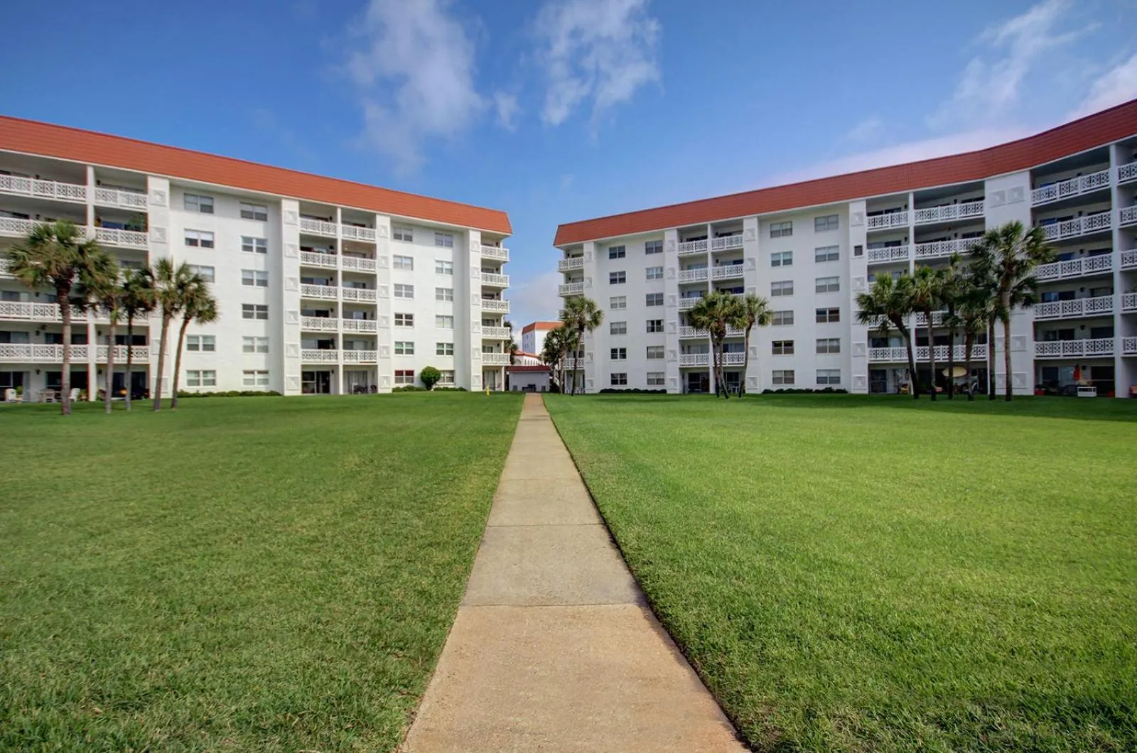 Property building in El Matador 344 - FREE TICKETS!! Your stay includes free tickets to many area attractions!