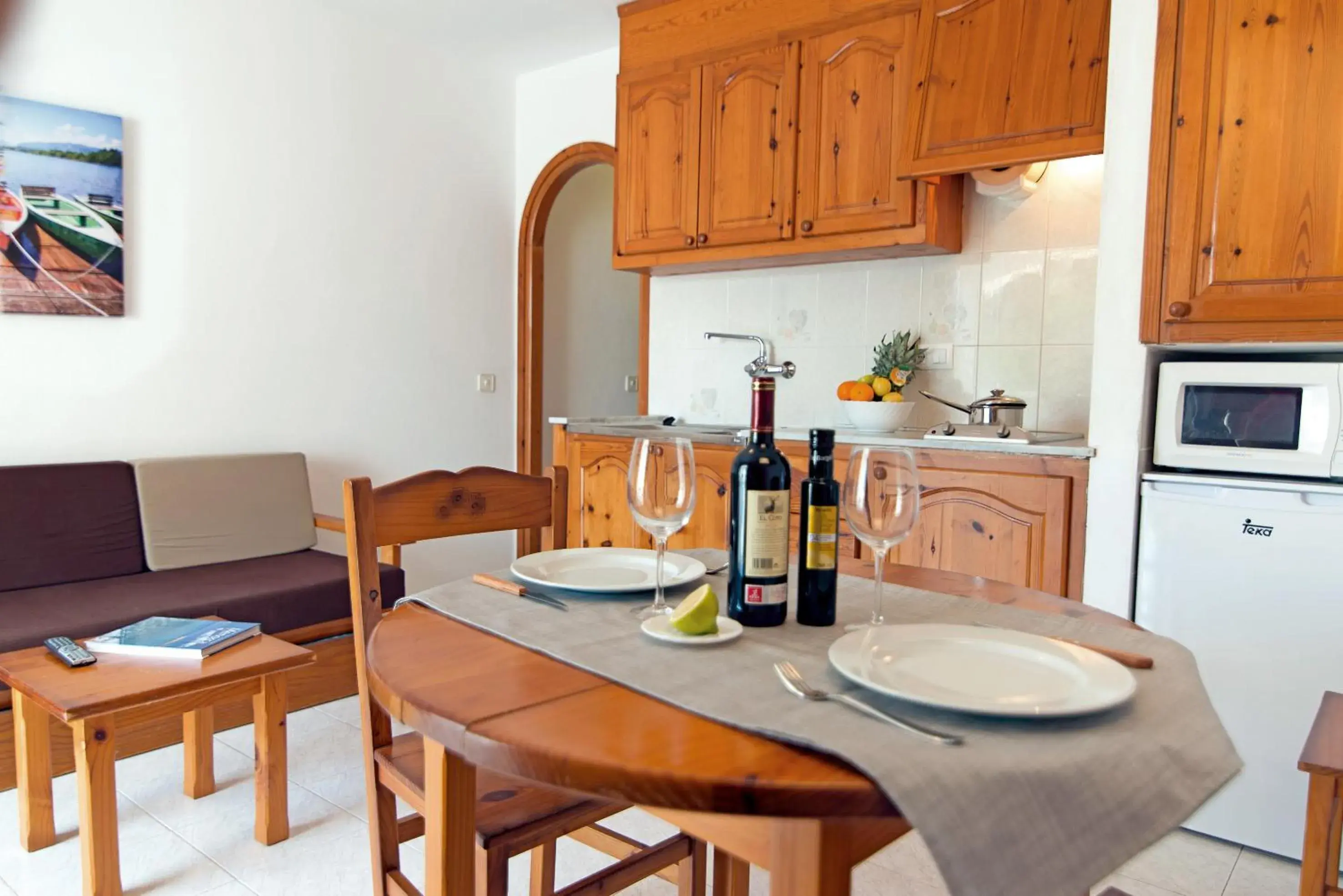 Dining area in Apartamentos Mar Blanca Dining area in Apartamentos Mar Blanca