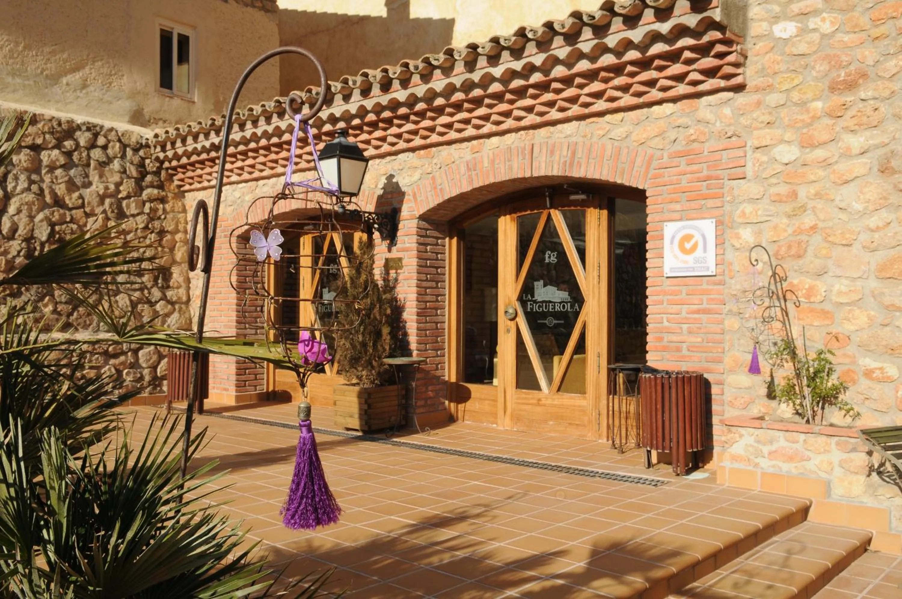 Facade/entrance in La Figuerola Hotel & Restaurant