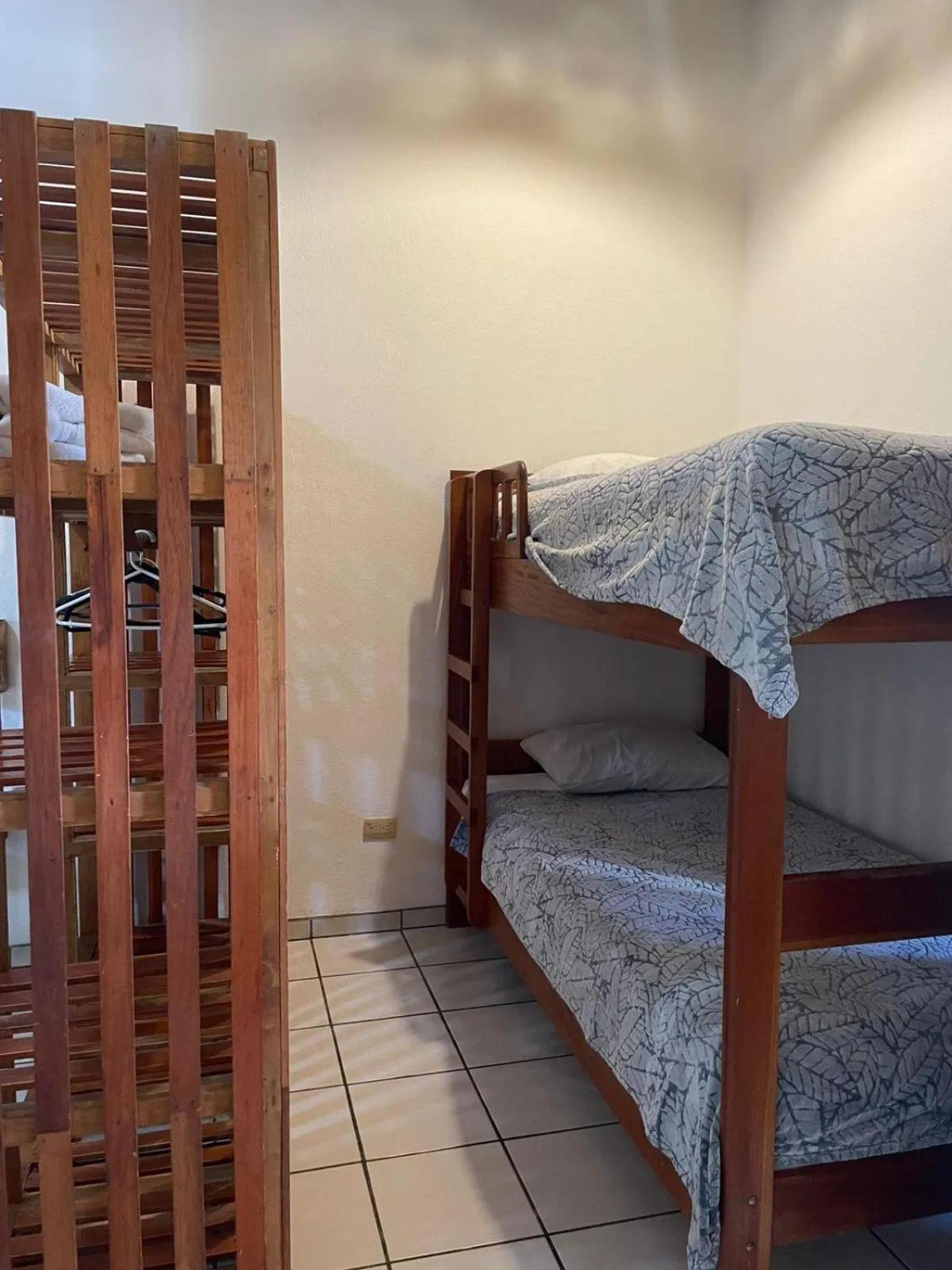 bunk bed, Bed in Cabinas El Colibri, Apart Hotel