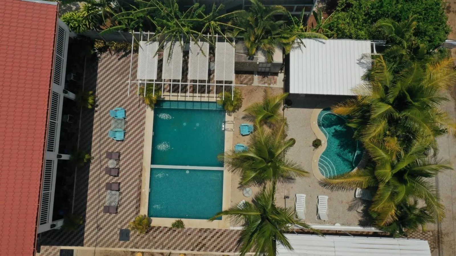 Property building in Cabinas El Colibri, Apart Hotel